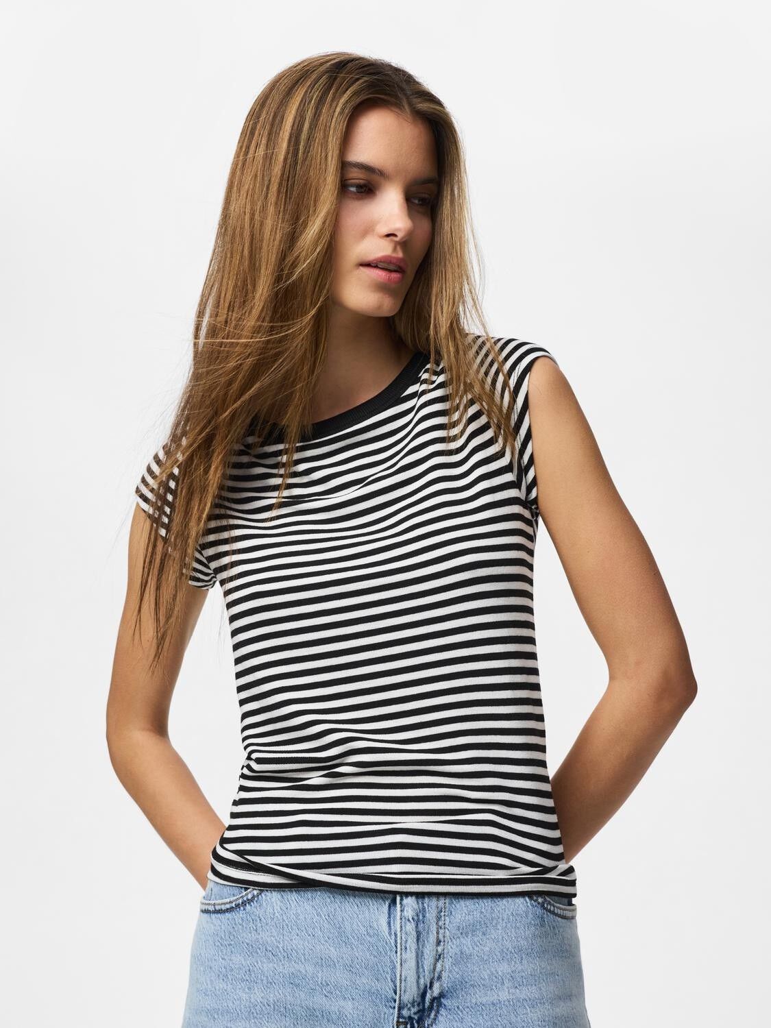 Pcsof C/S Boatneck Top Jrs Dm