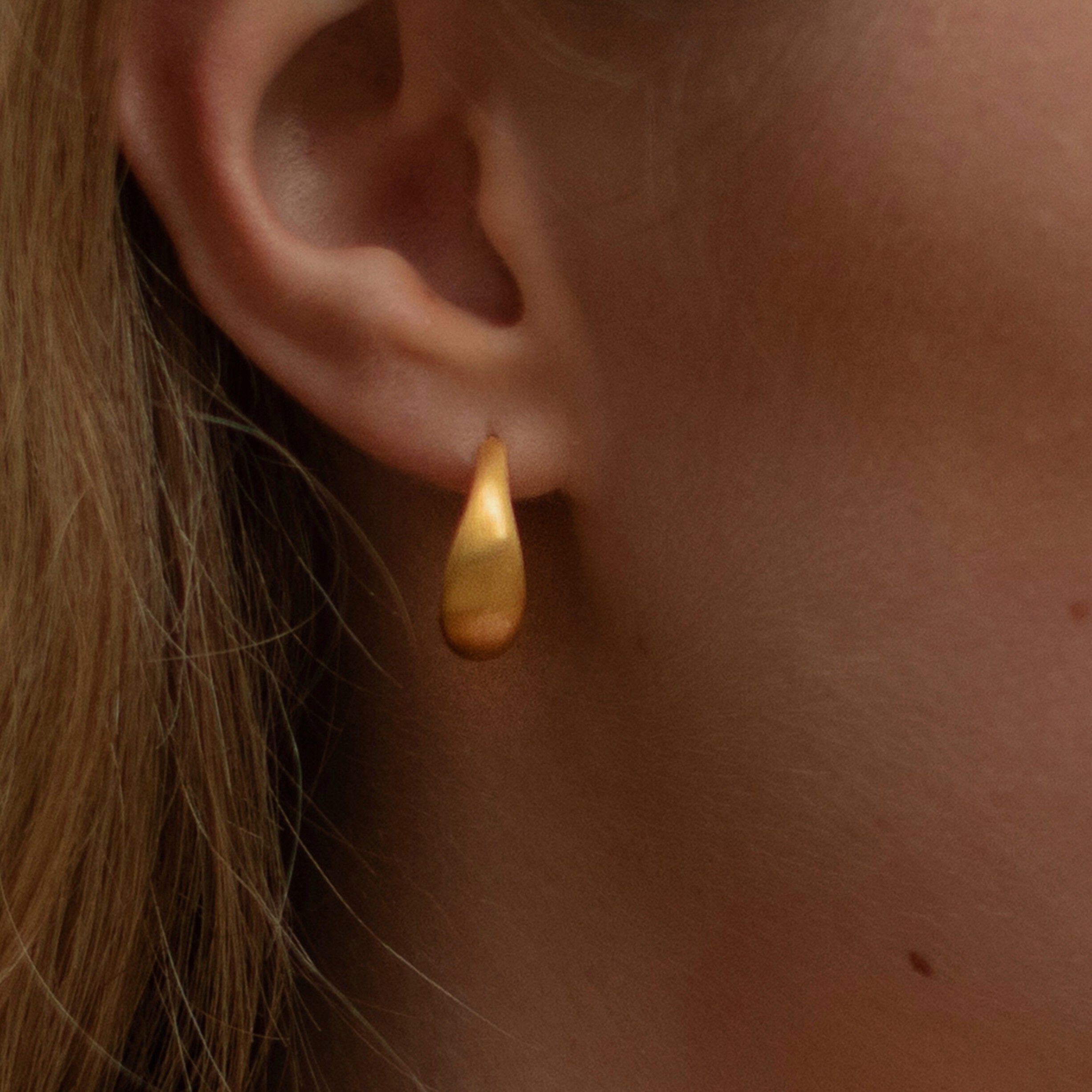 Ocean Flow Hoop Medium