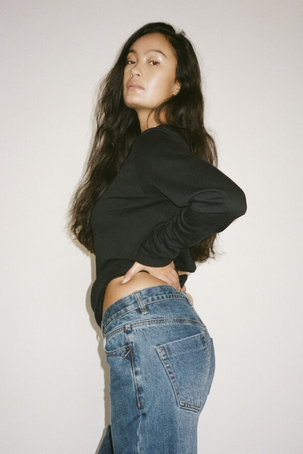 Light stretch crew neck top - Hila