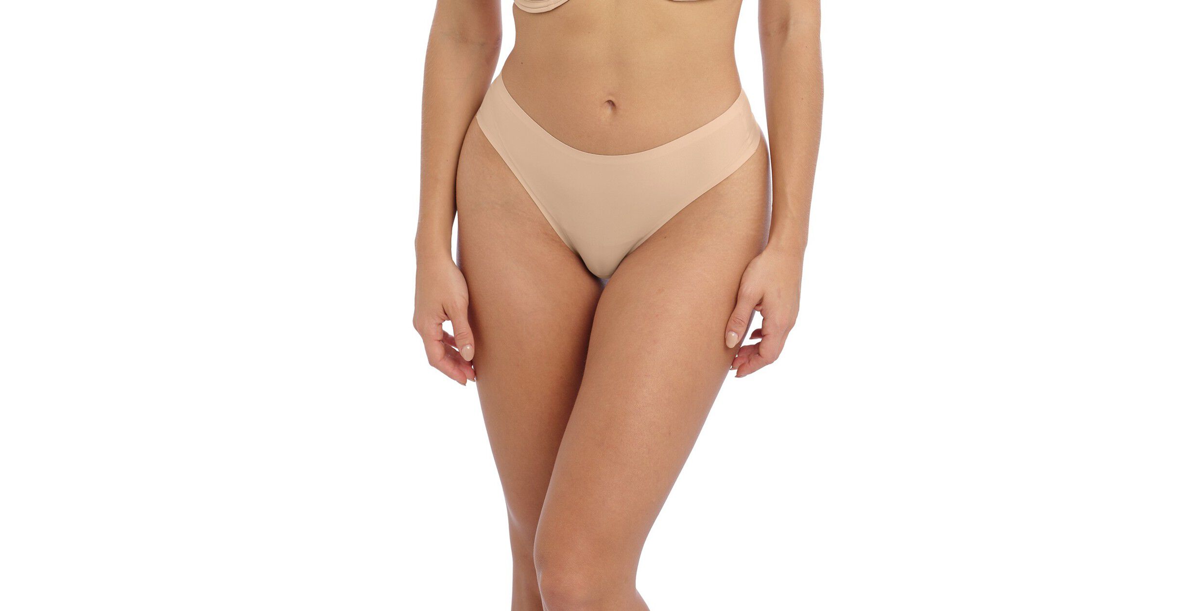 SMOOTHEASE INVISIBLE STRETCH THONG