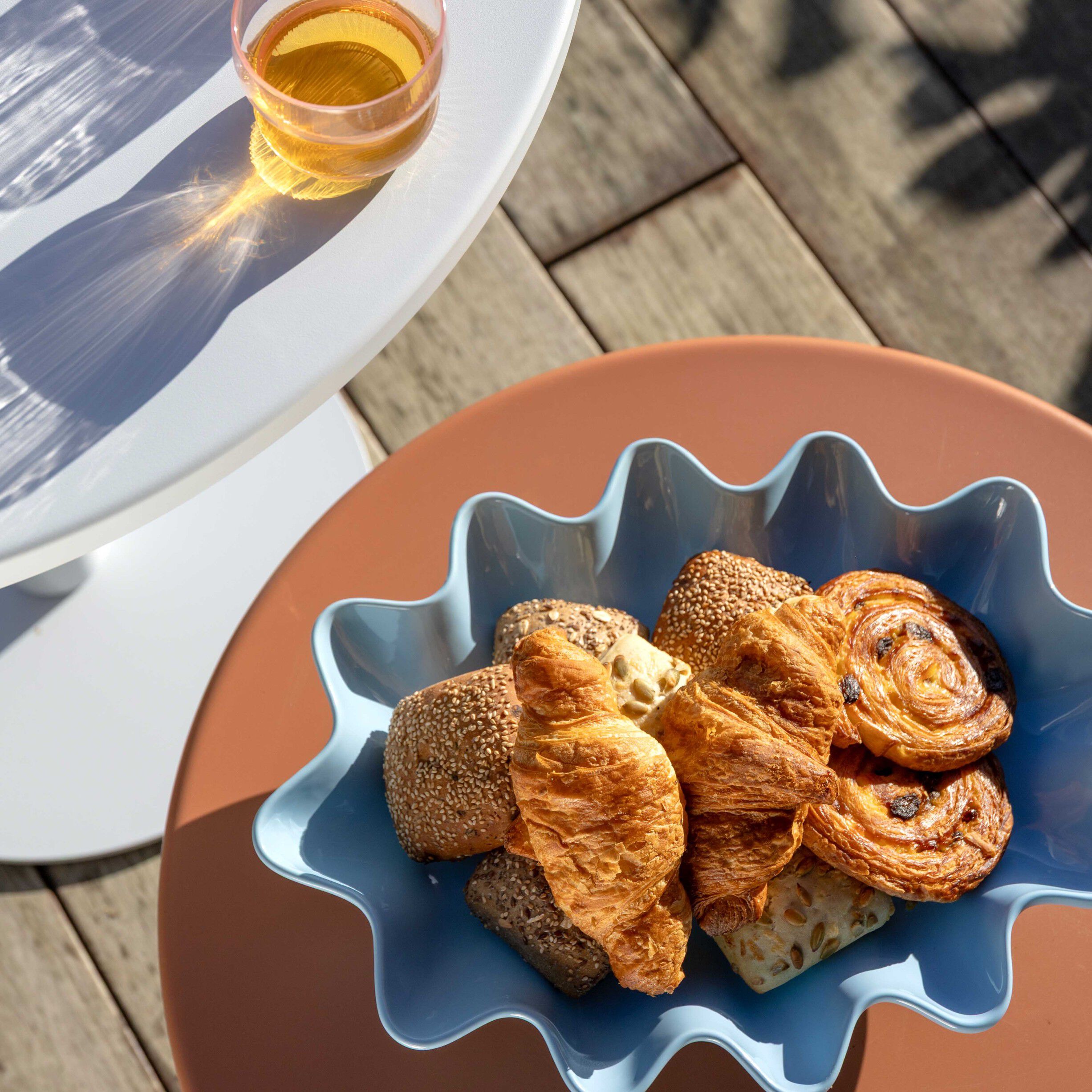 Bowl sun oval ice blue