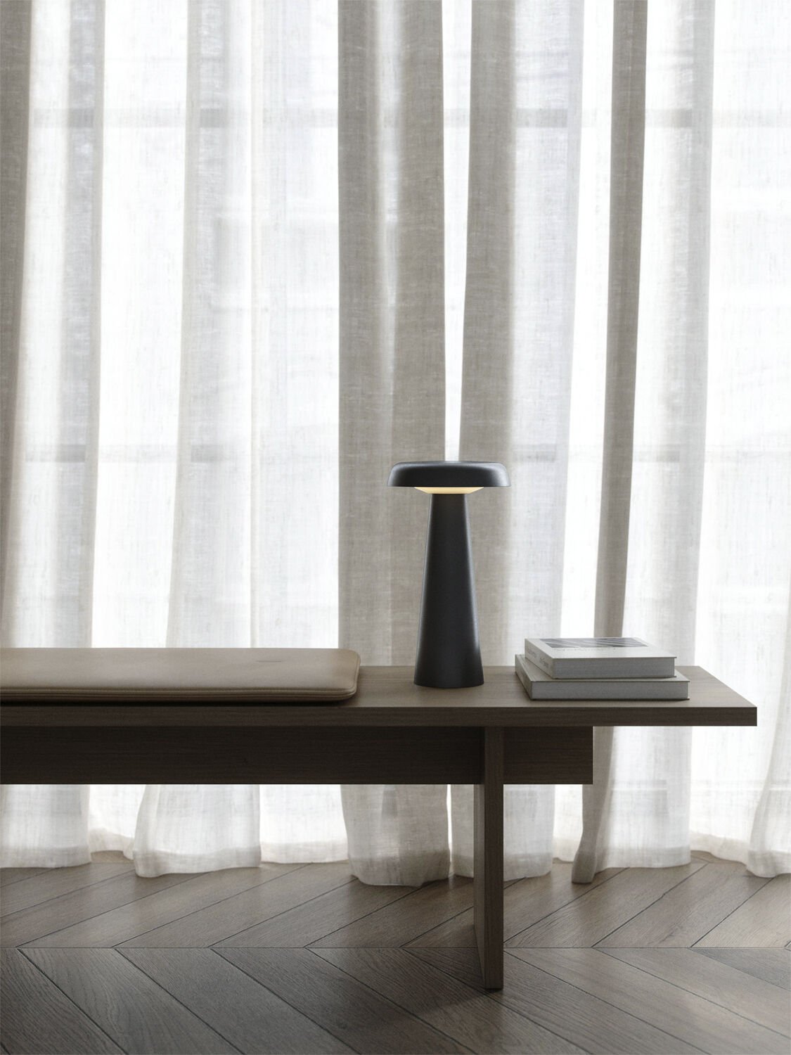 Arcello Table Lamp