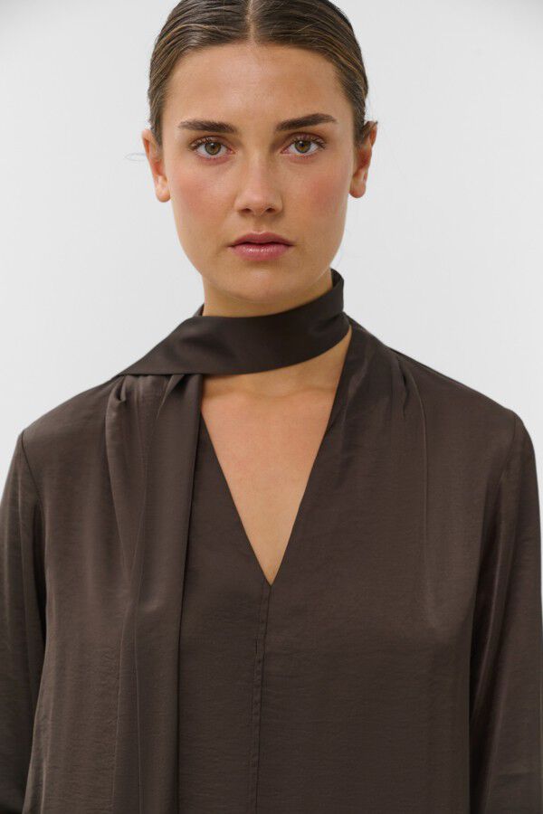 SLVerona V-Neck Blouse