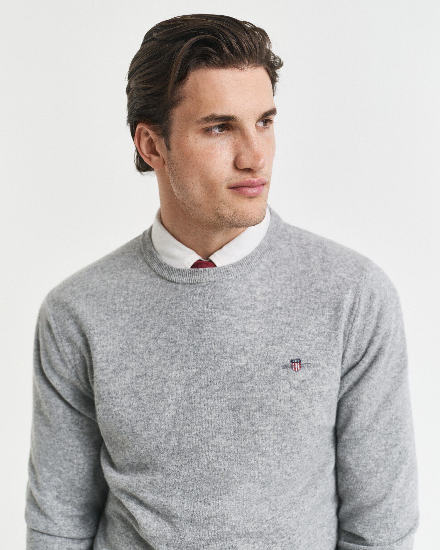 SUPERFINE LAMBSWOOL C-NECK