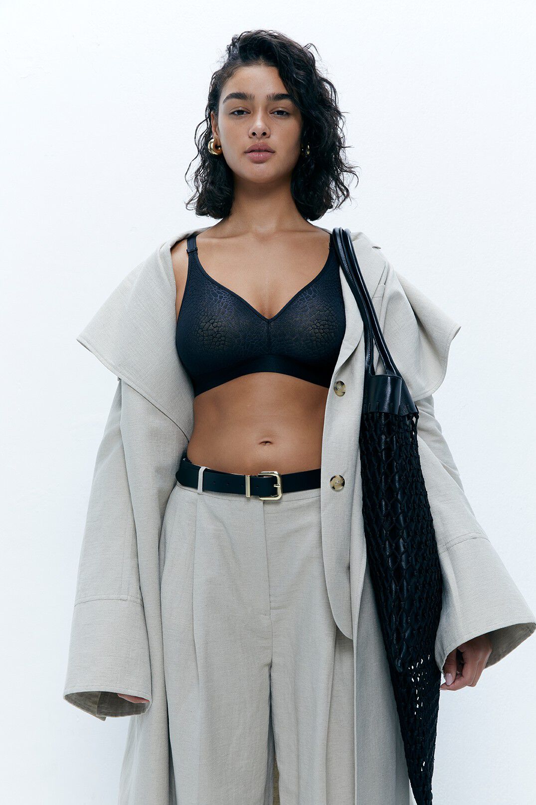 C Magnifique Wirefree support