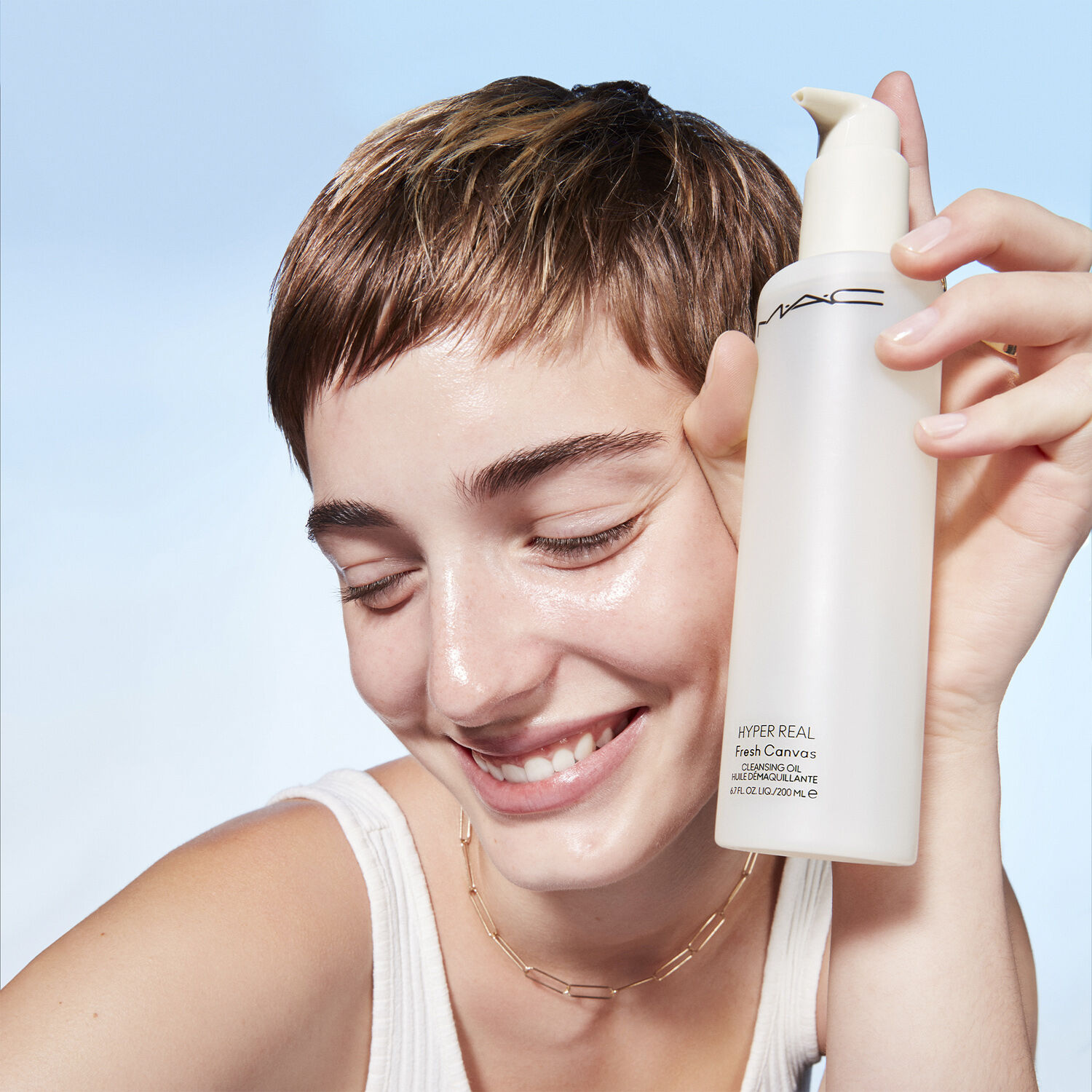 Hyper Real Fresh Canvas Cleansing Oil