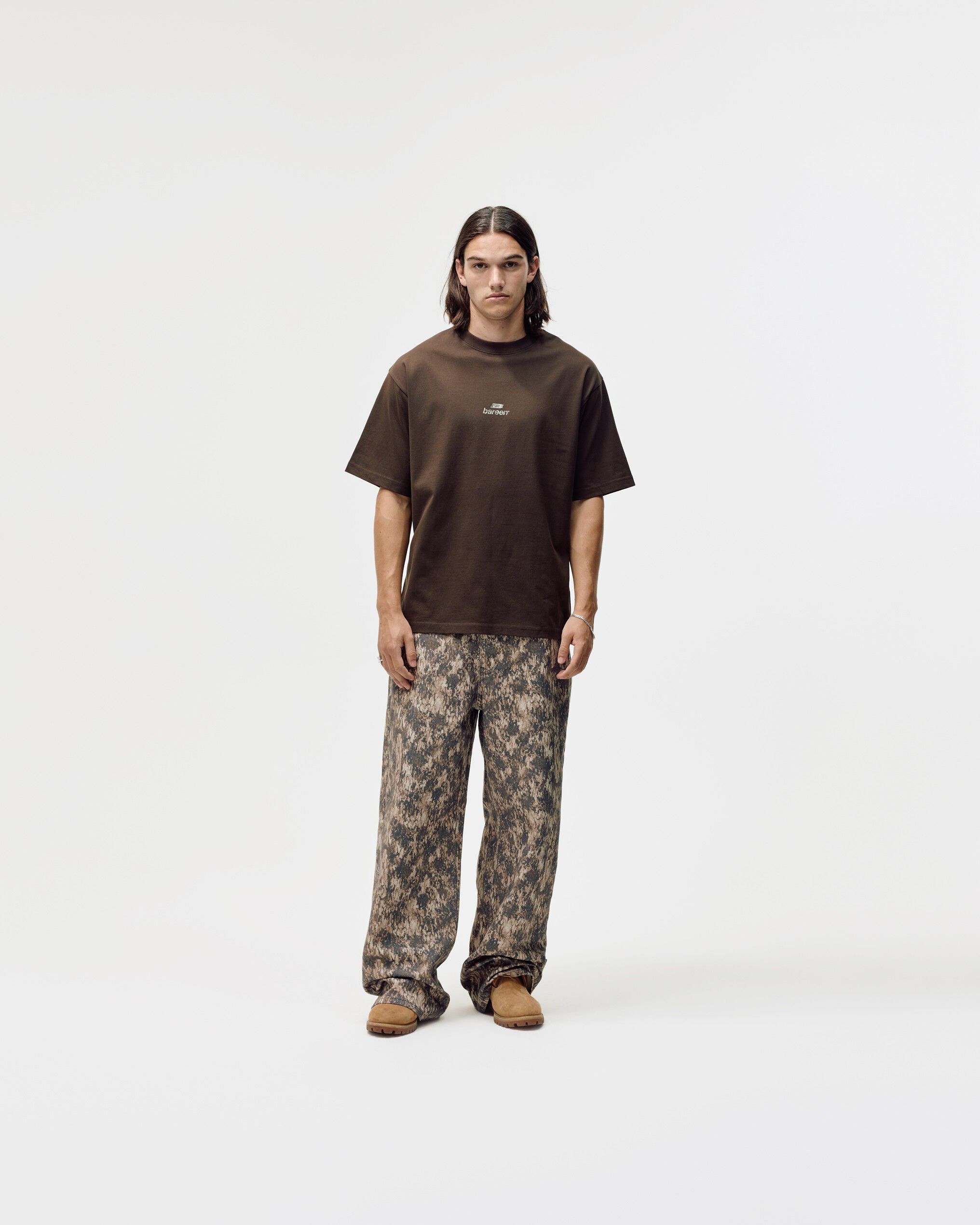 AW26 LOGO BOX FIT