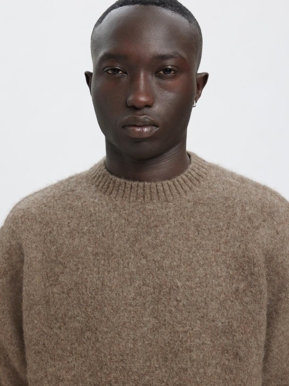 ANRMODI LS KNIT CREW NECK