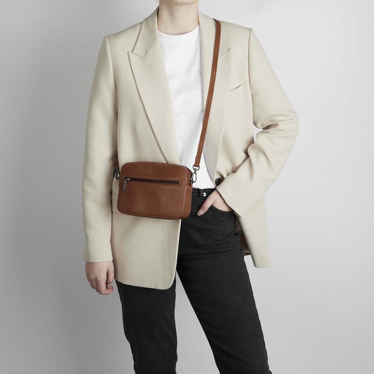 EleaMBG Crossbody Bag, Antiq.