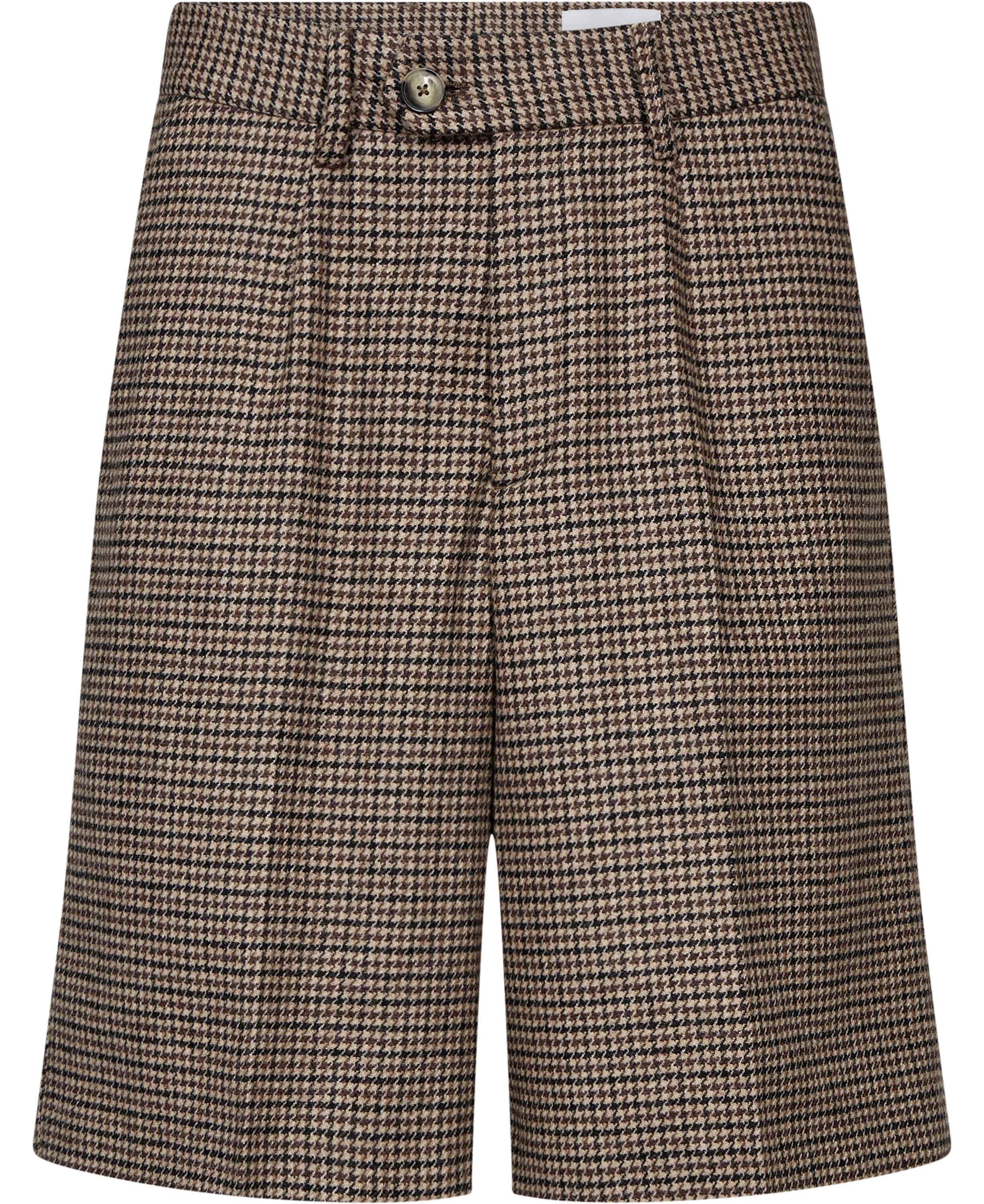6018 W - Dori Short