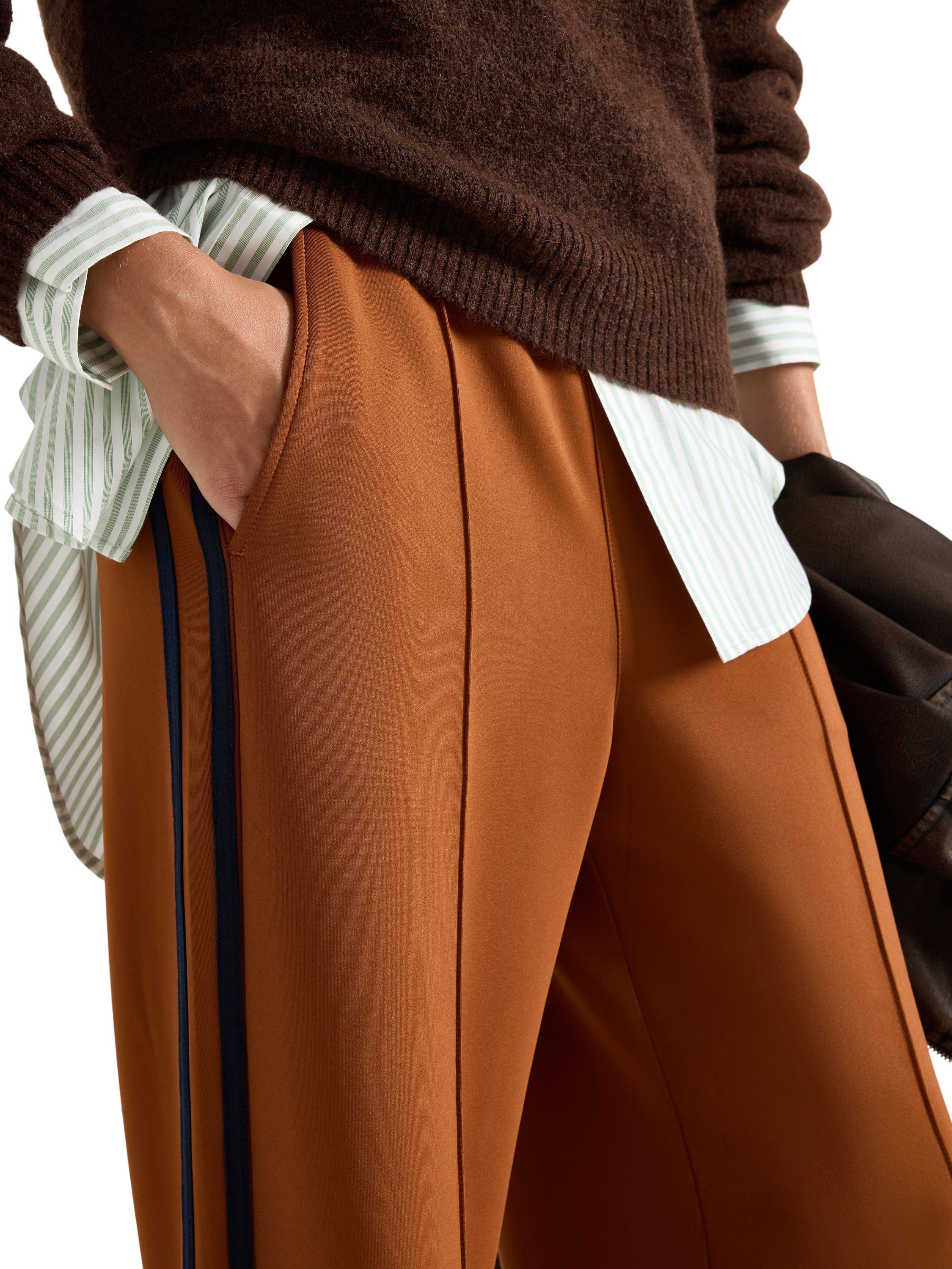 Afslappede jerseybukser i et sporty