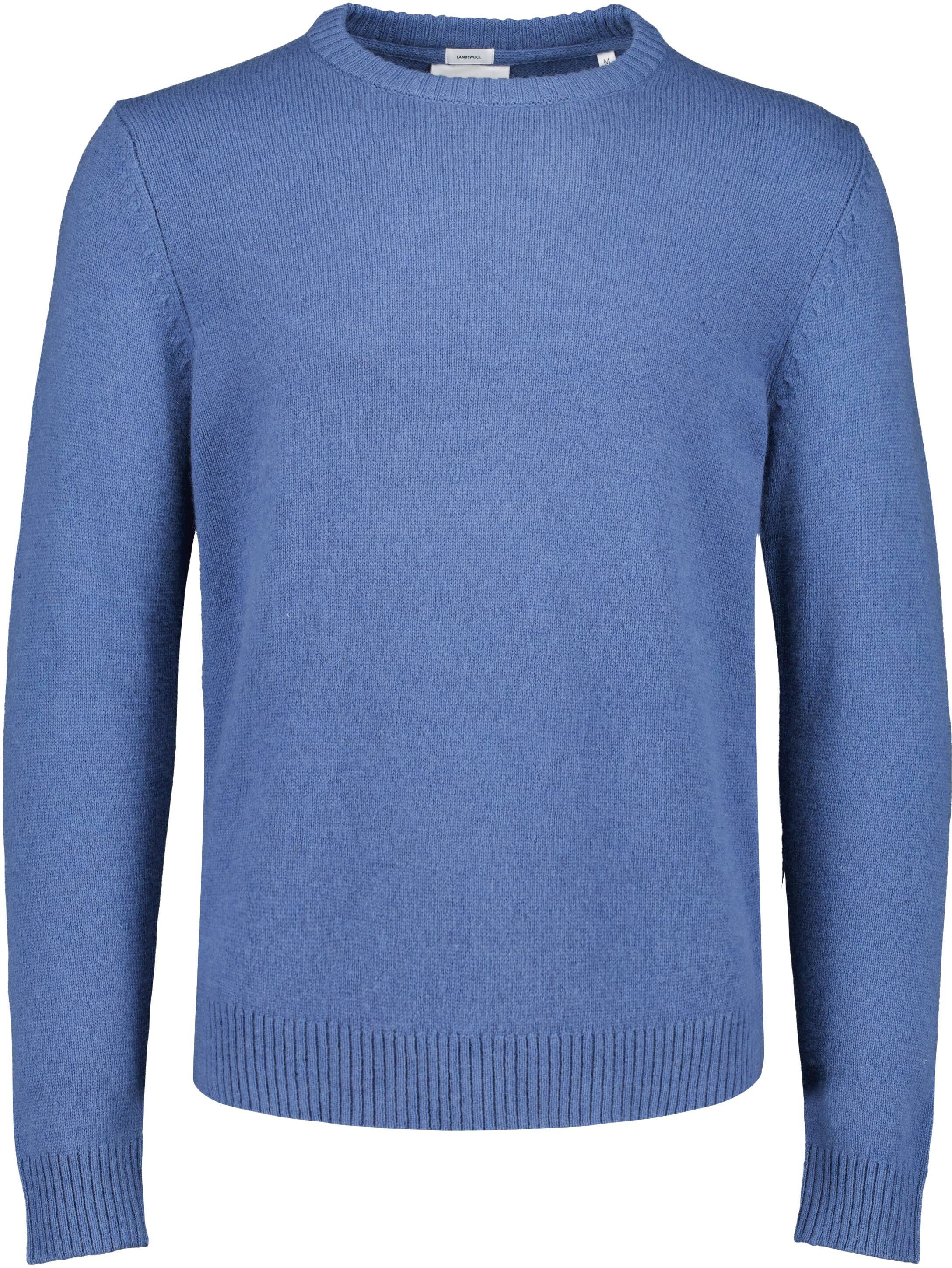 Lambswool o-neck knit