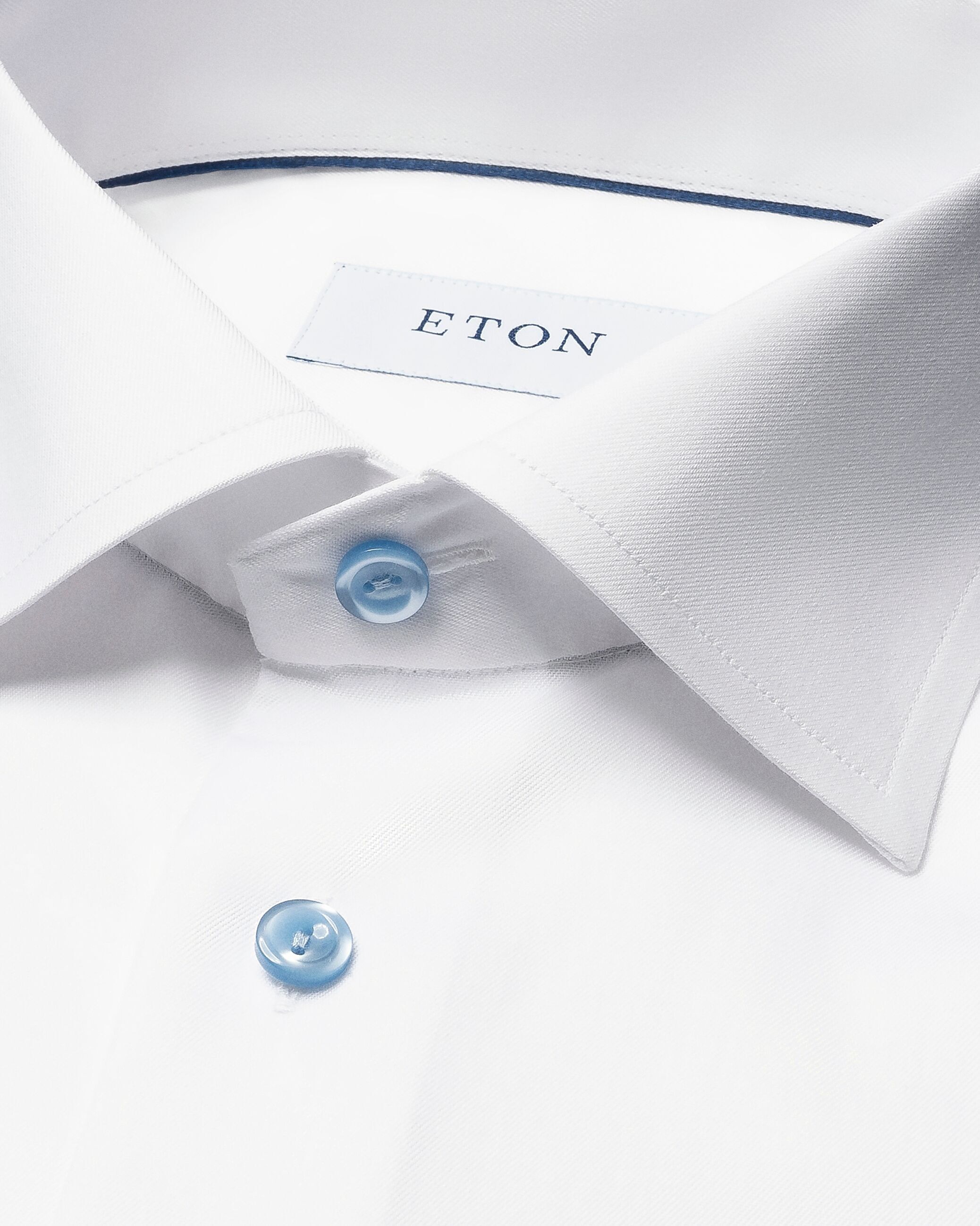 White Twill Shirt Blue Details - Slim Fit