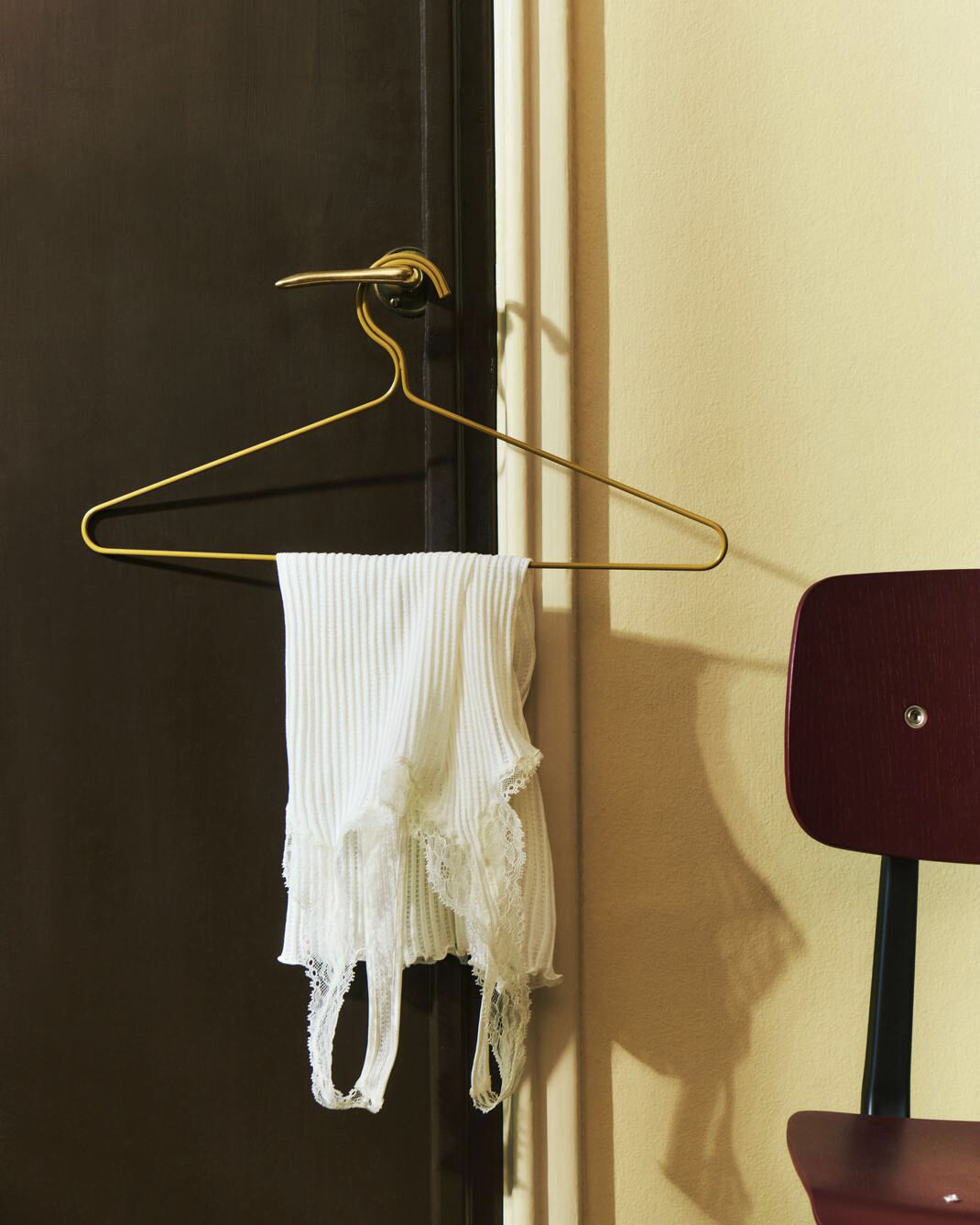 Colour Hanger-Set of 3-Dijon