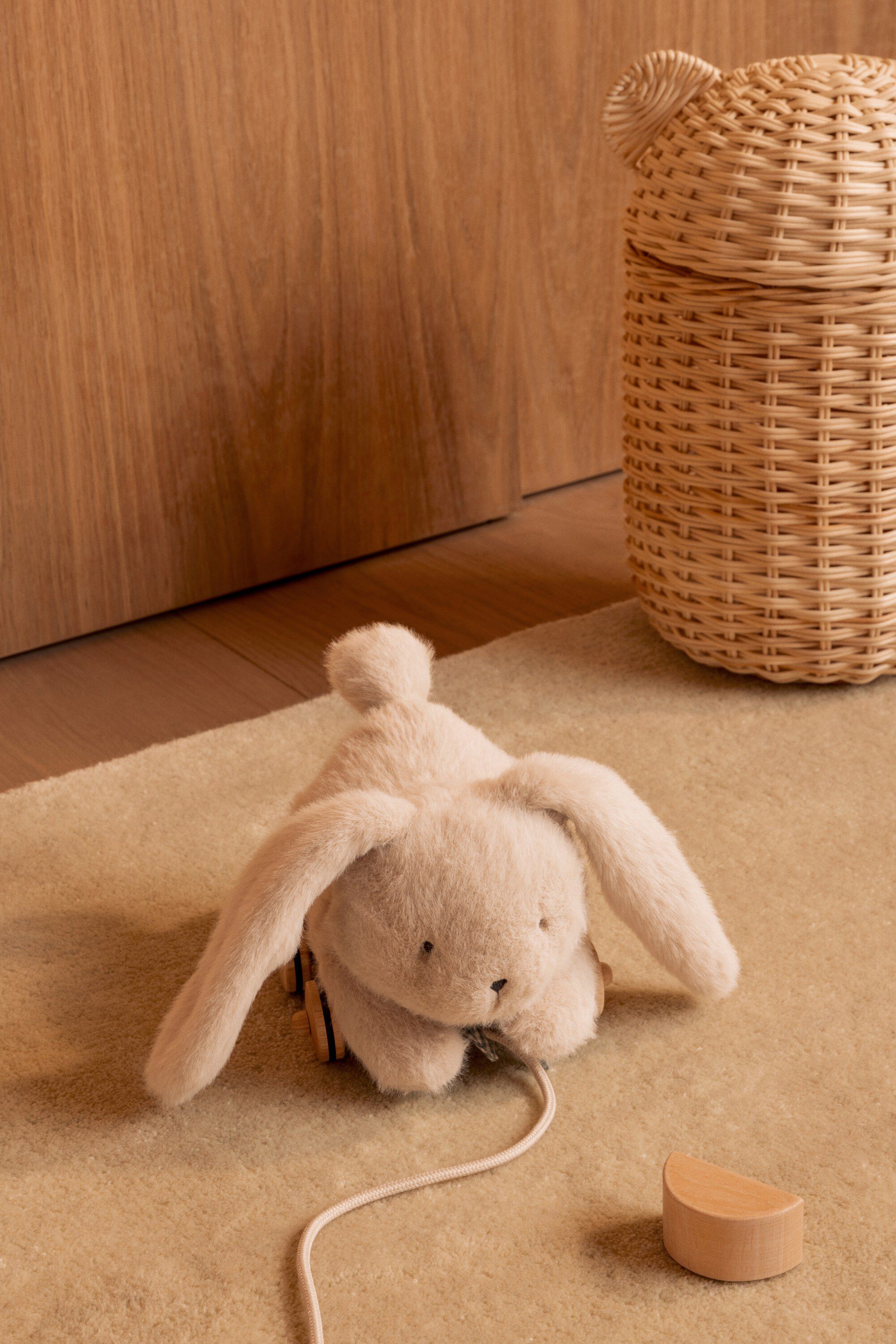Pera Rabbit Pull Along Toy