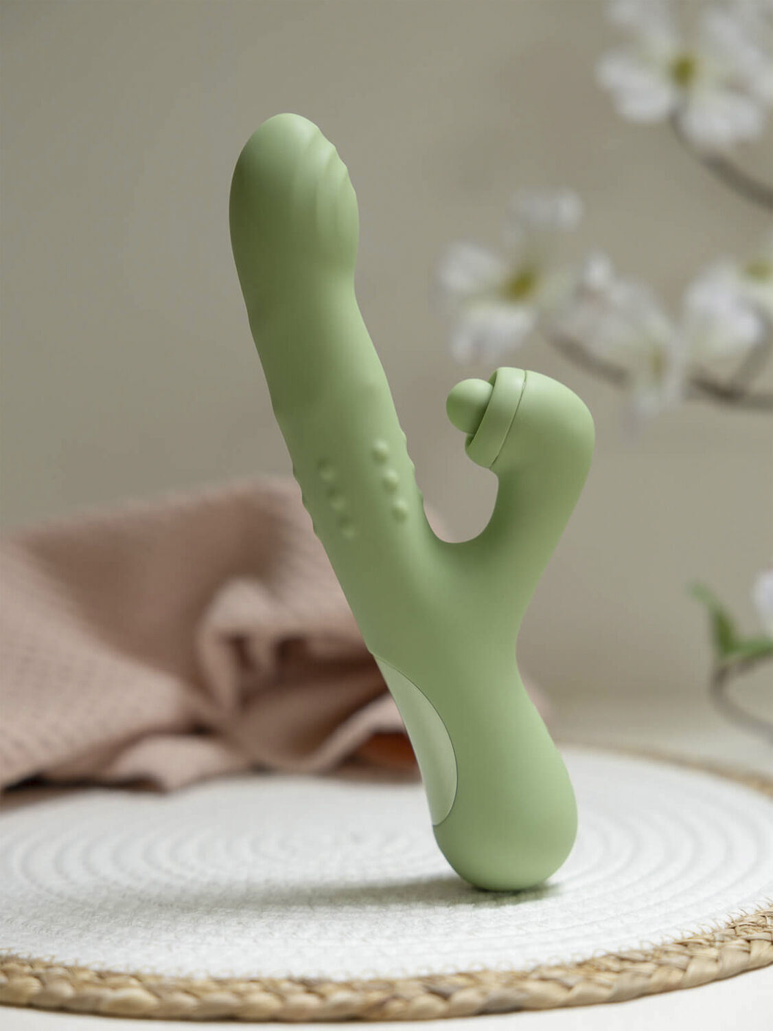 Rabbit vibrator
