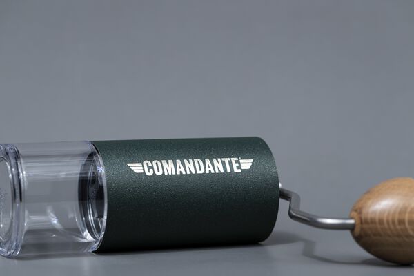 Comandante C40 Nitro Blade MK4 Racing Green