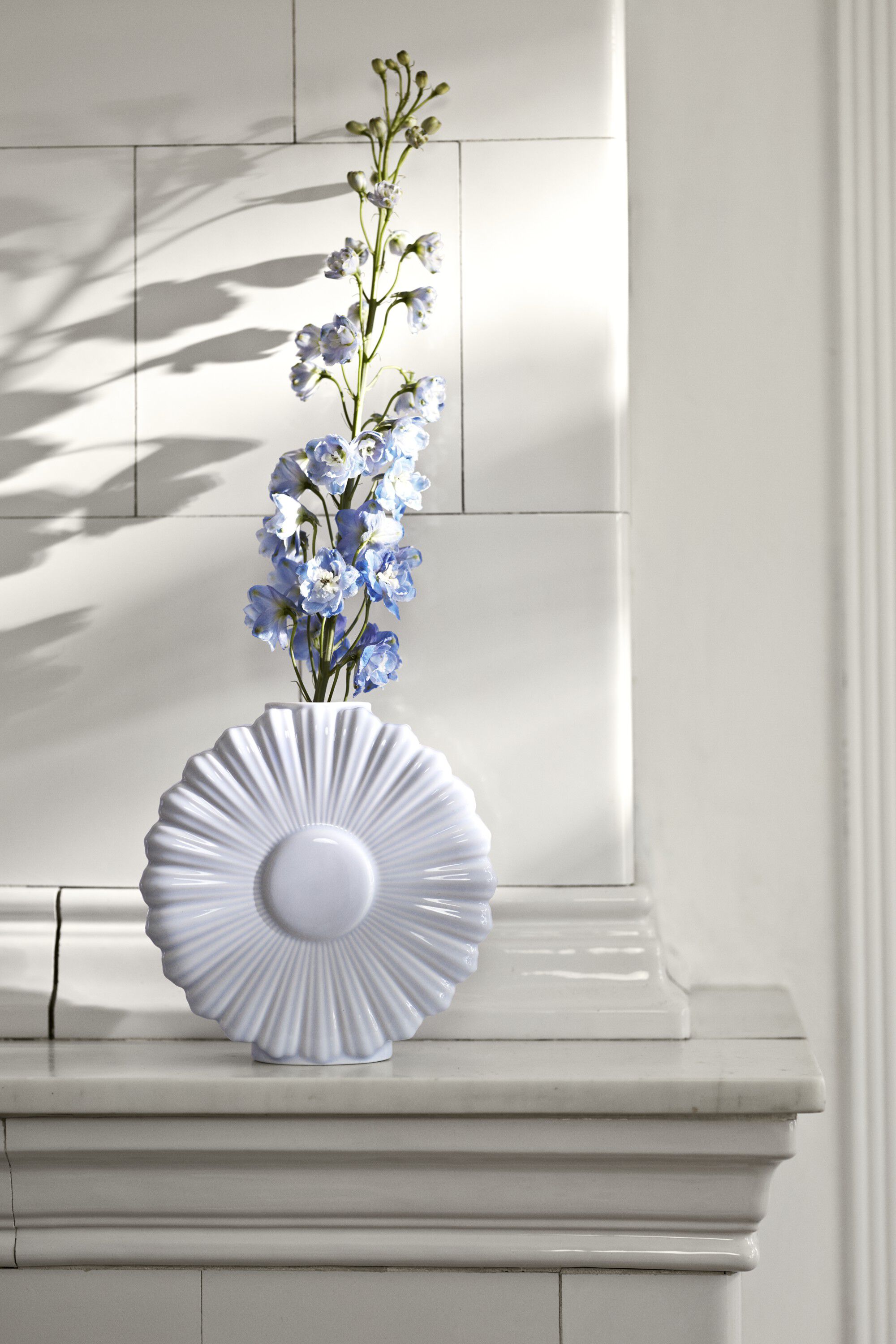 Flower Vase Marguerit H21 cm hvid porcel&aelig;n