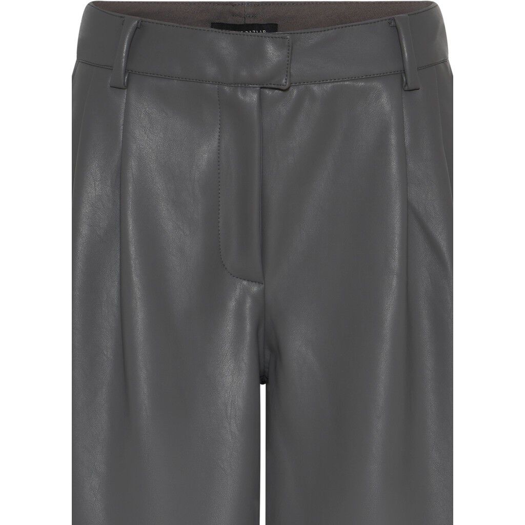 VeganiBBBarrel pants