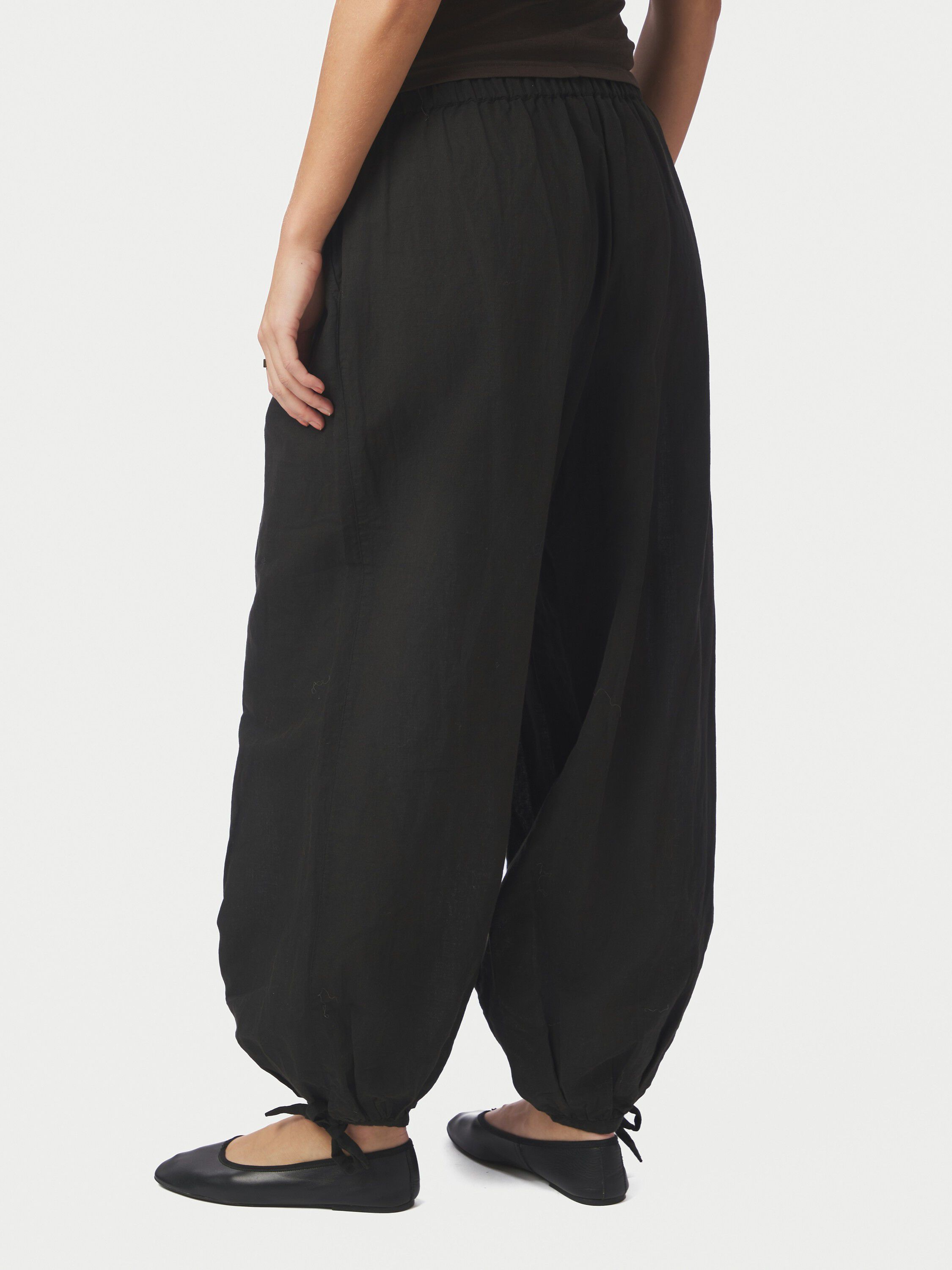 Roxane Balloon Linen Pants