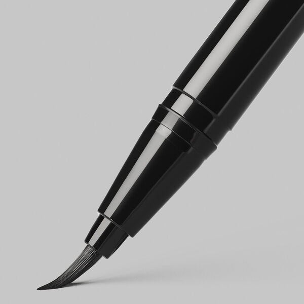 Clear Cut Liquid Eyeliner - Flydende eyeliner