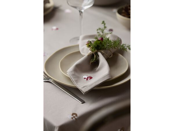 Tøyservietter Christmas Hearts Embroidery 4 stk. Dark red