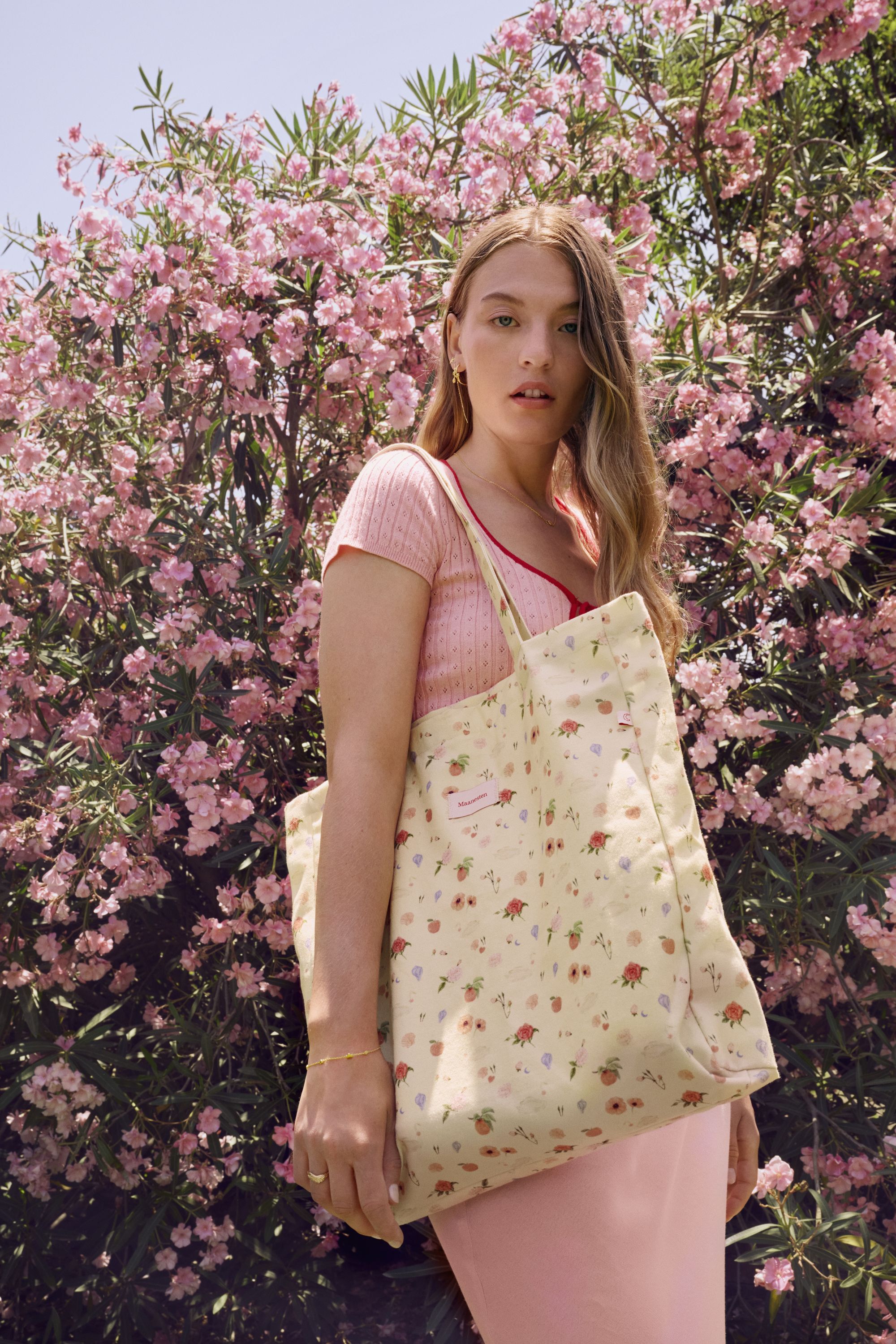 Canvas Totebag Roses and Shells