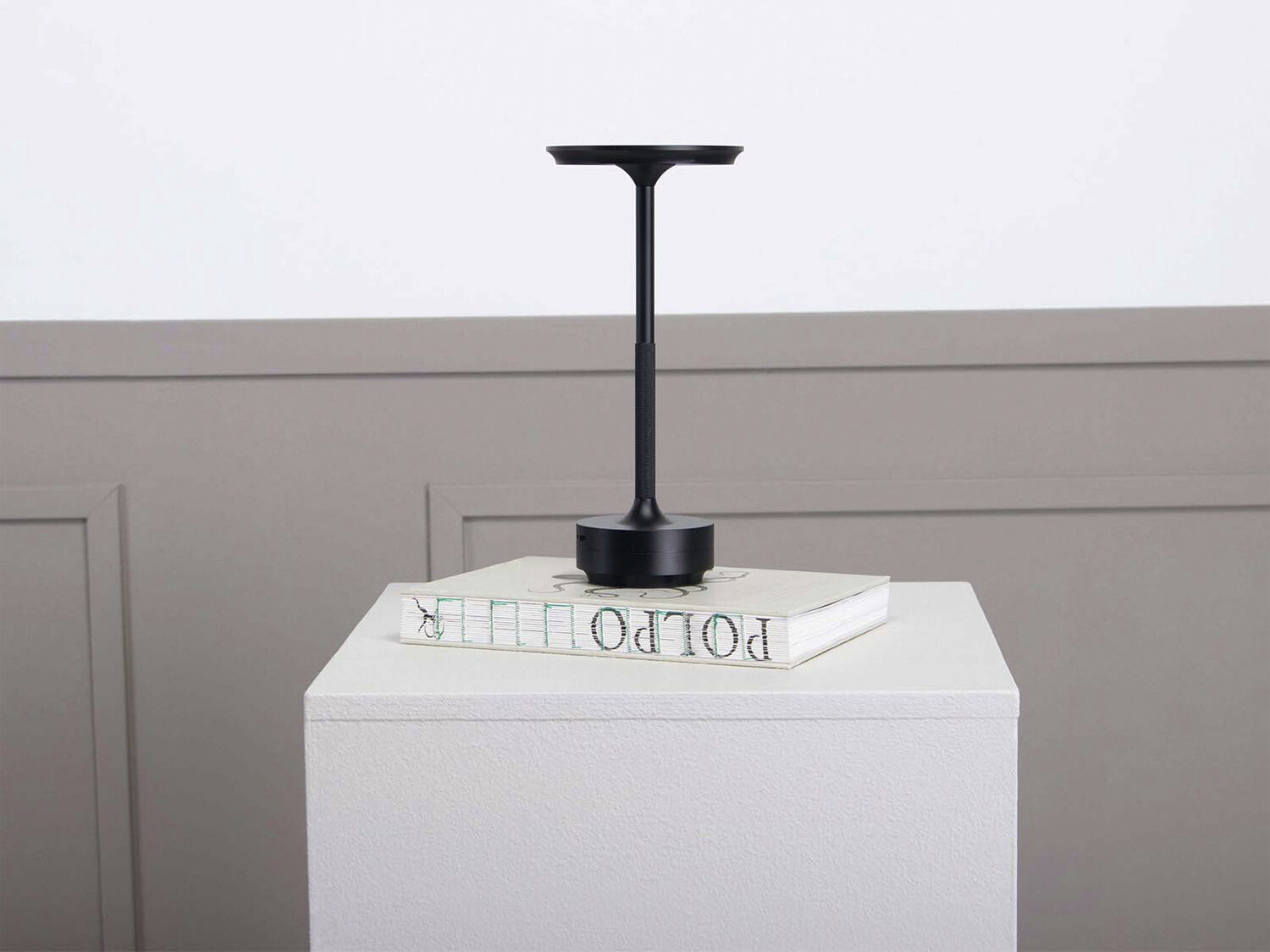AVA Table Lamp