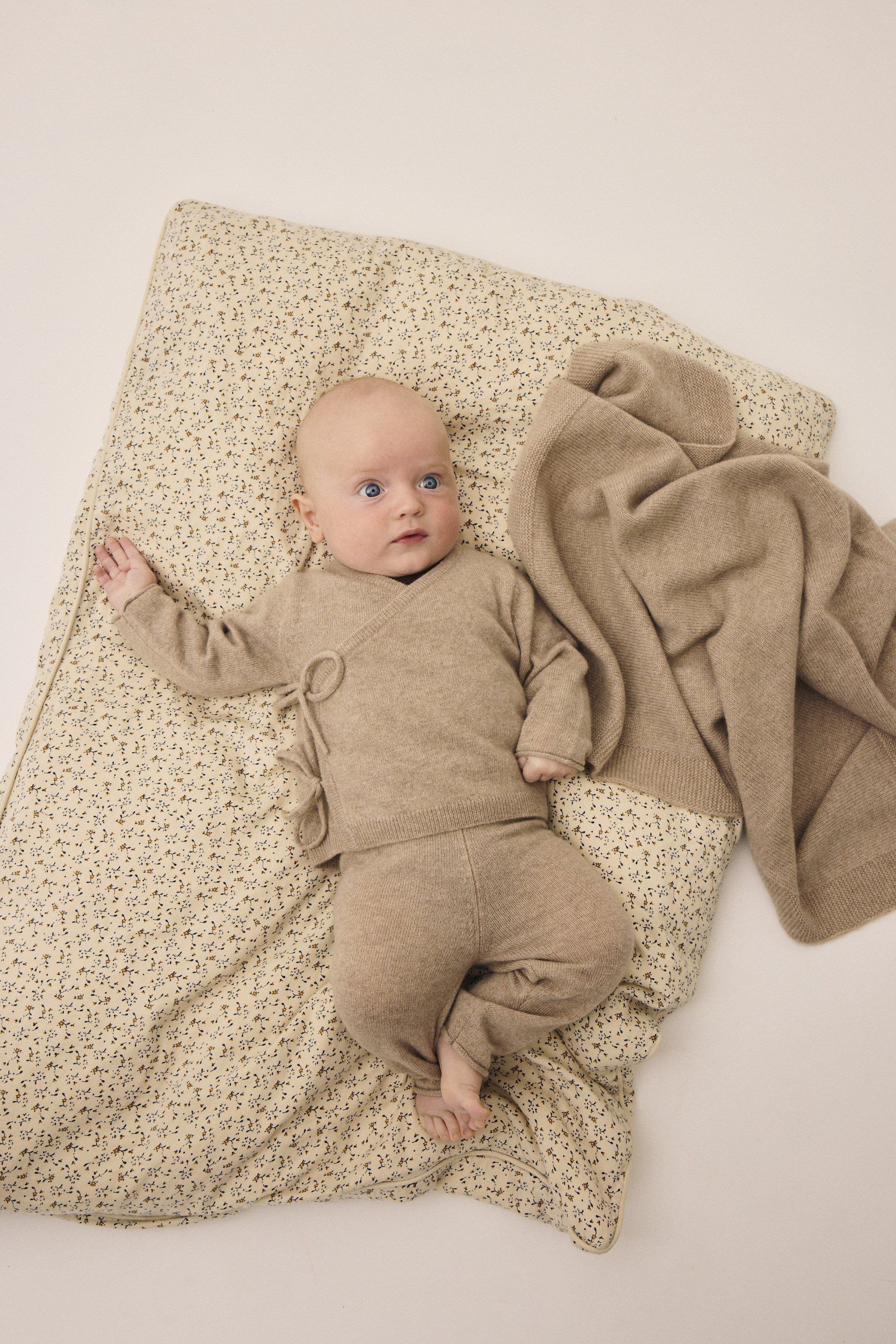 Newborn 100% Cashmere blanket GCS