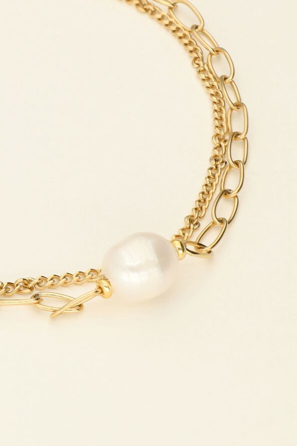 Bracelet with pearl bead