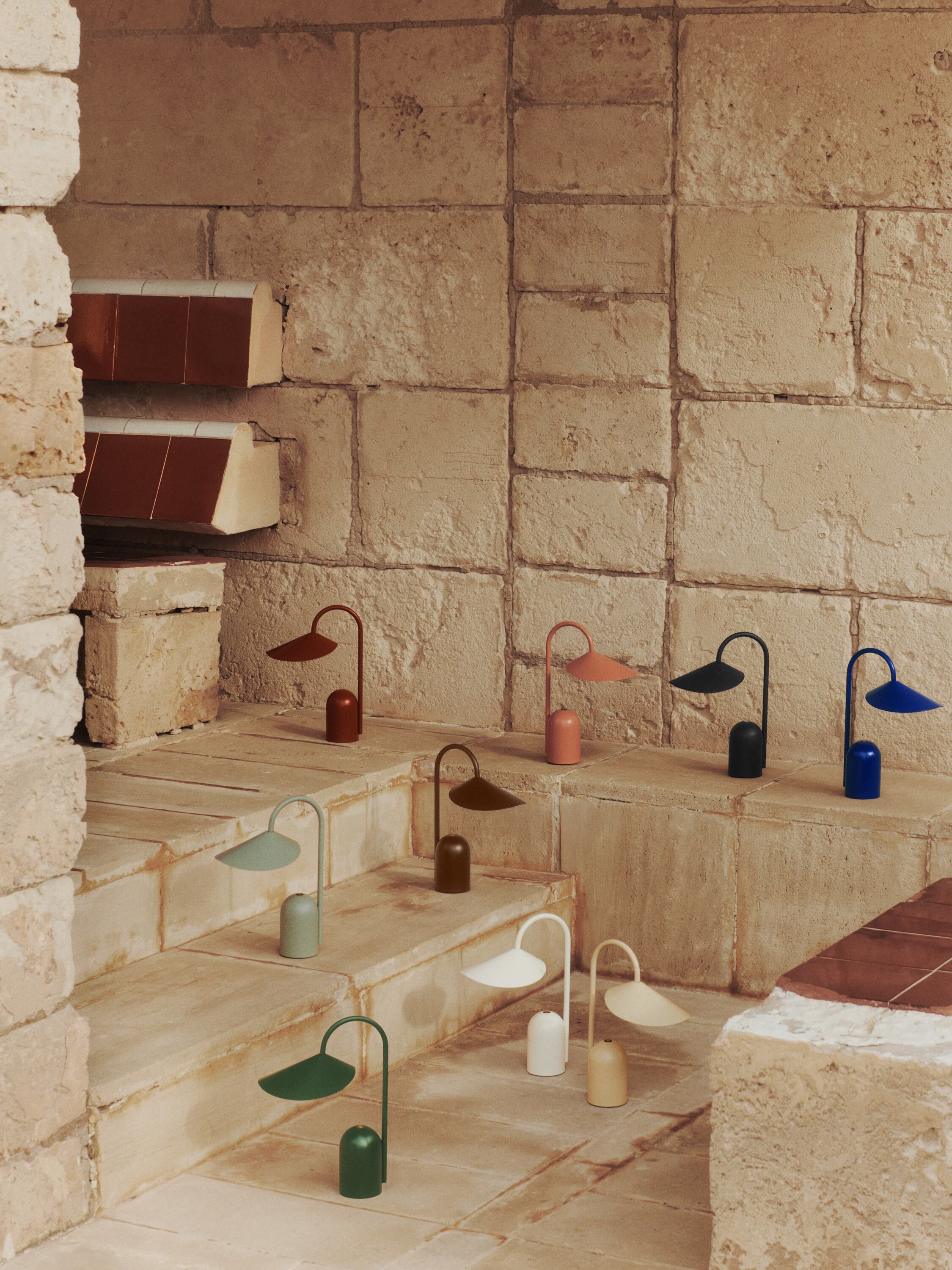 Arum Portable Lamp - Cashmere