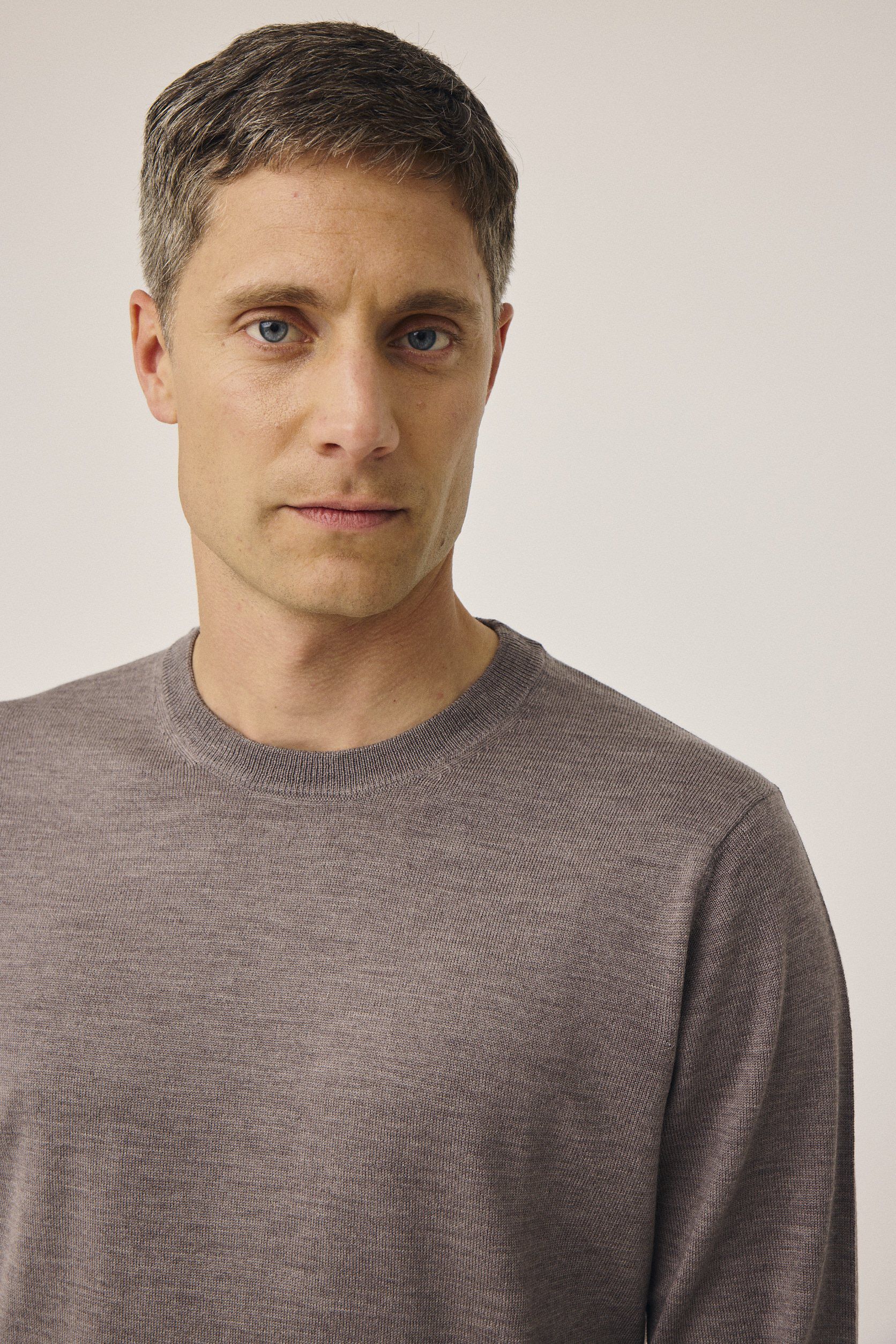 Morgan 2 - 100% RWS Merino Wool