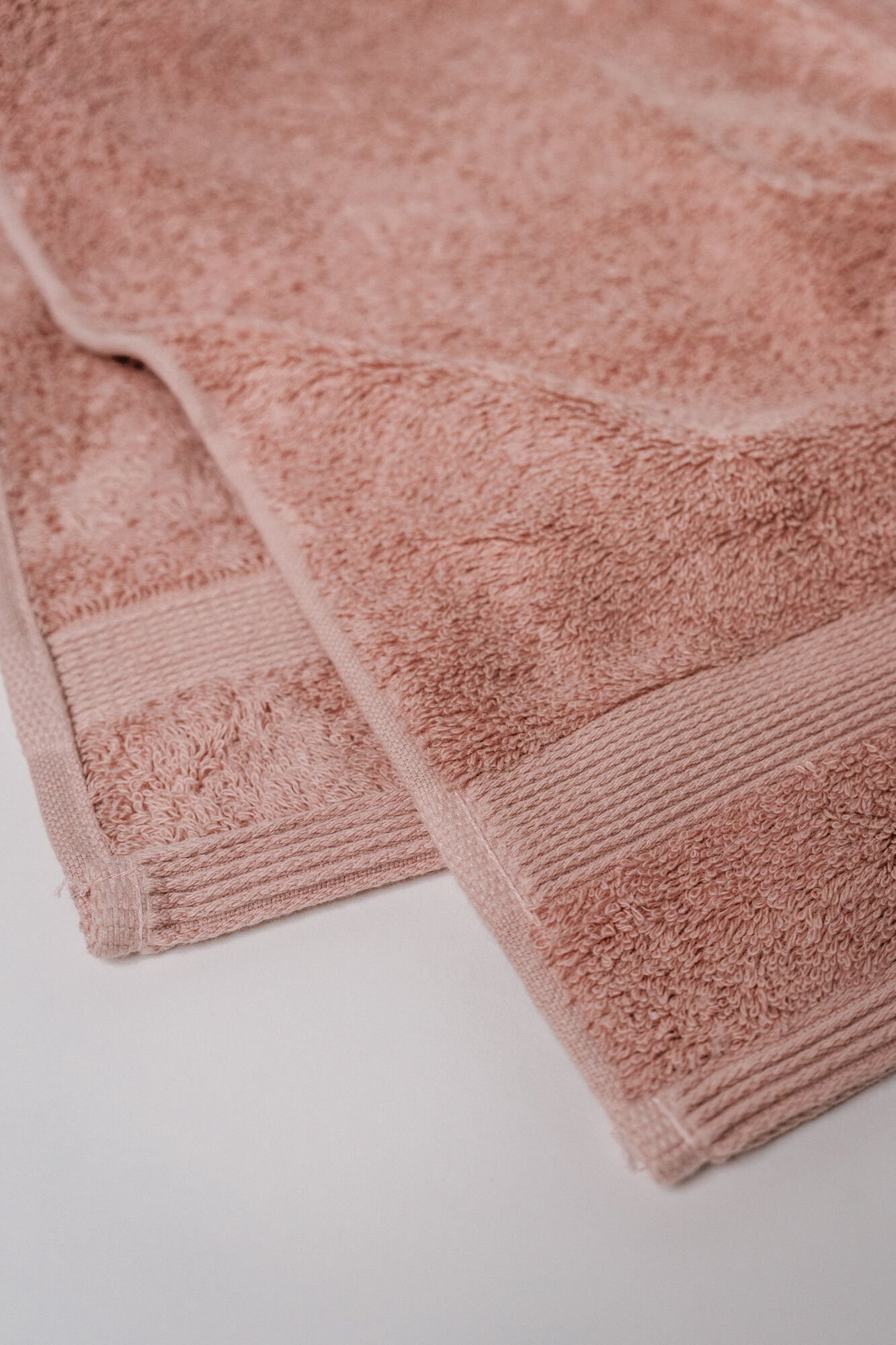 Egyptisk h&aring;ndkl&aelig;de misty rose