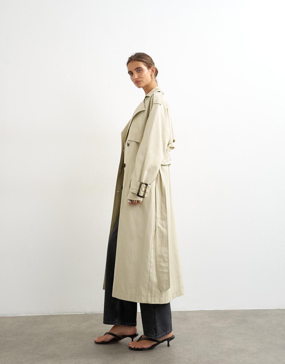 Tshelena Bubble Hem Trench Coat Otw