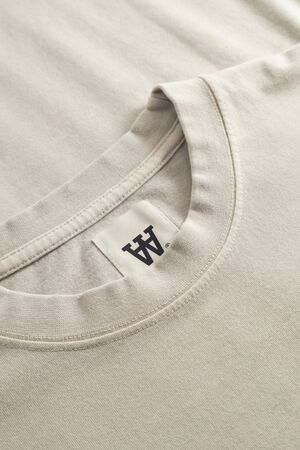 WWLiam tee italic 25210