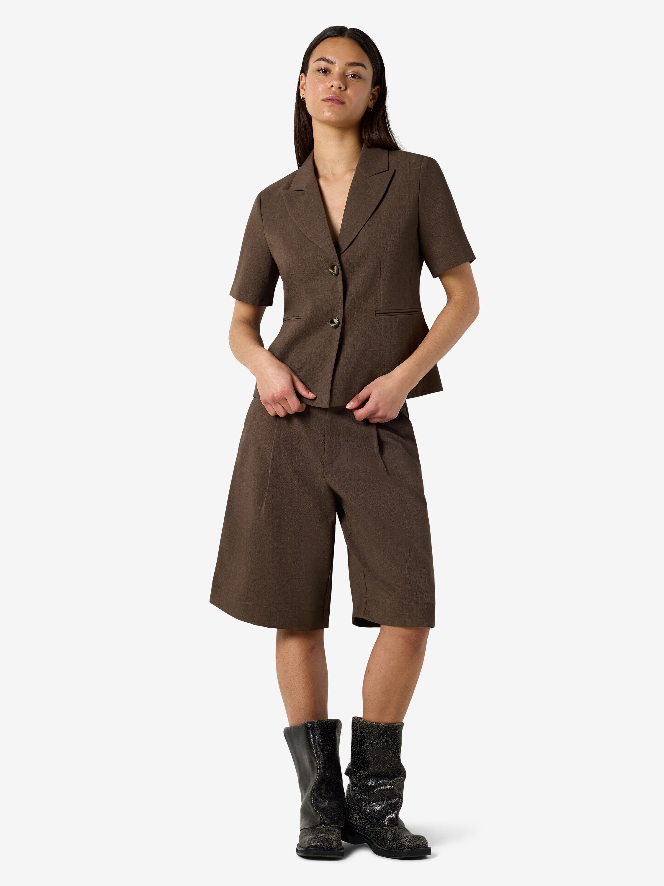 Nmmonna utstyrt med S/S Blazer