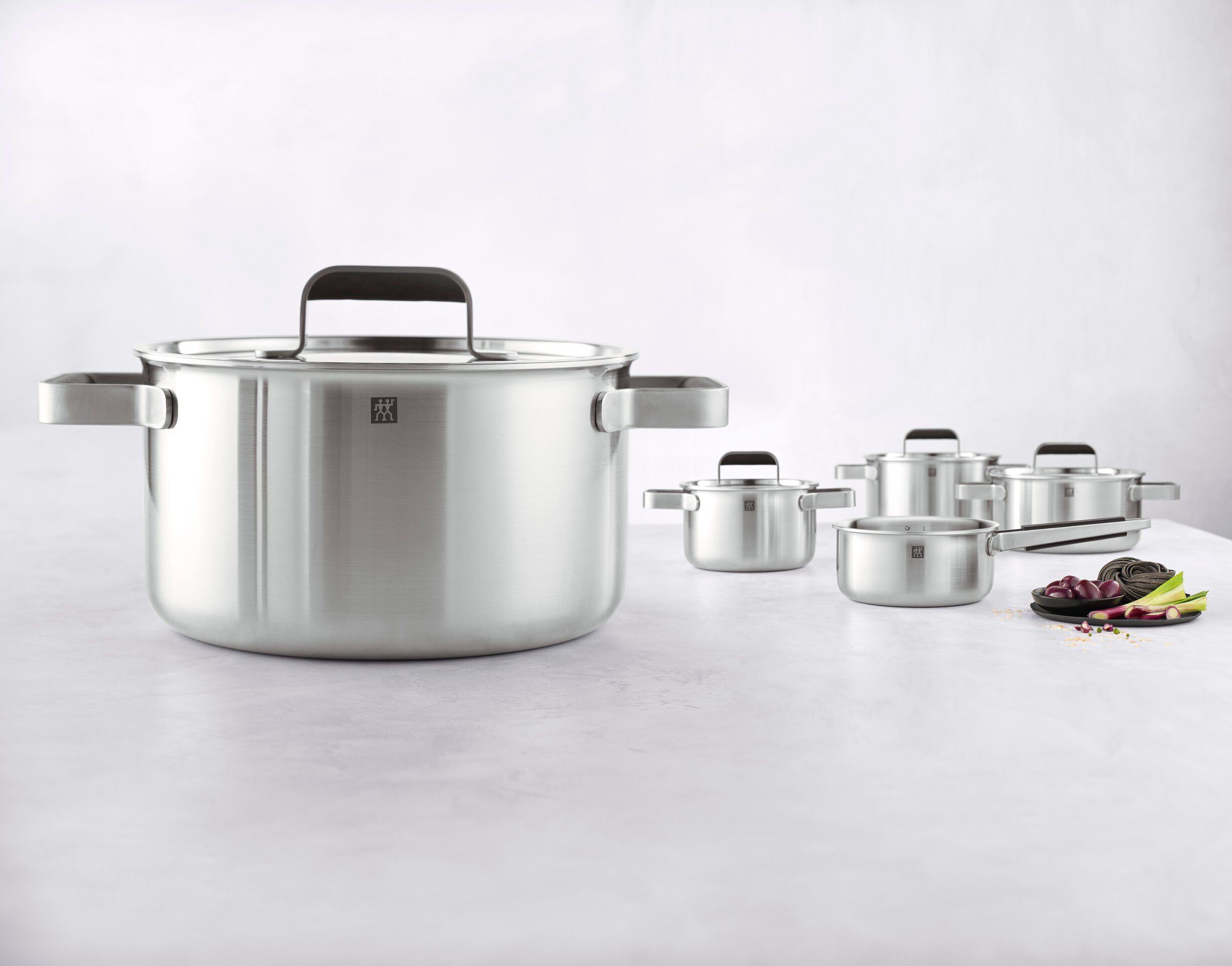 Pure Gryde- og pandes&aelig;t, 5-dele, 18/10 rustfrit st&aring;l