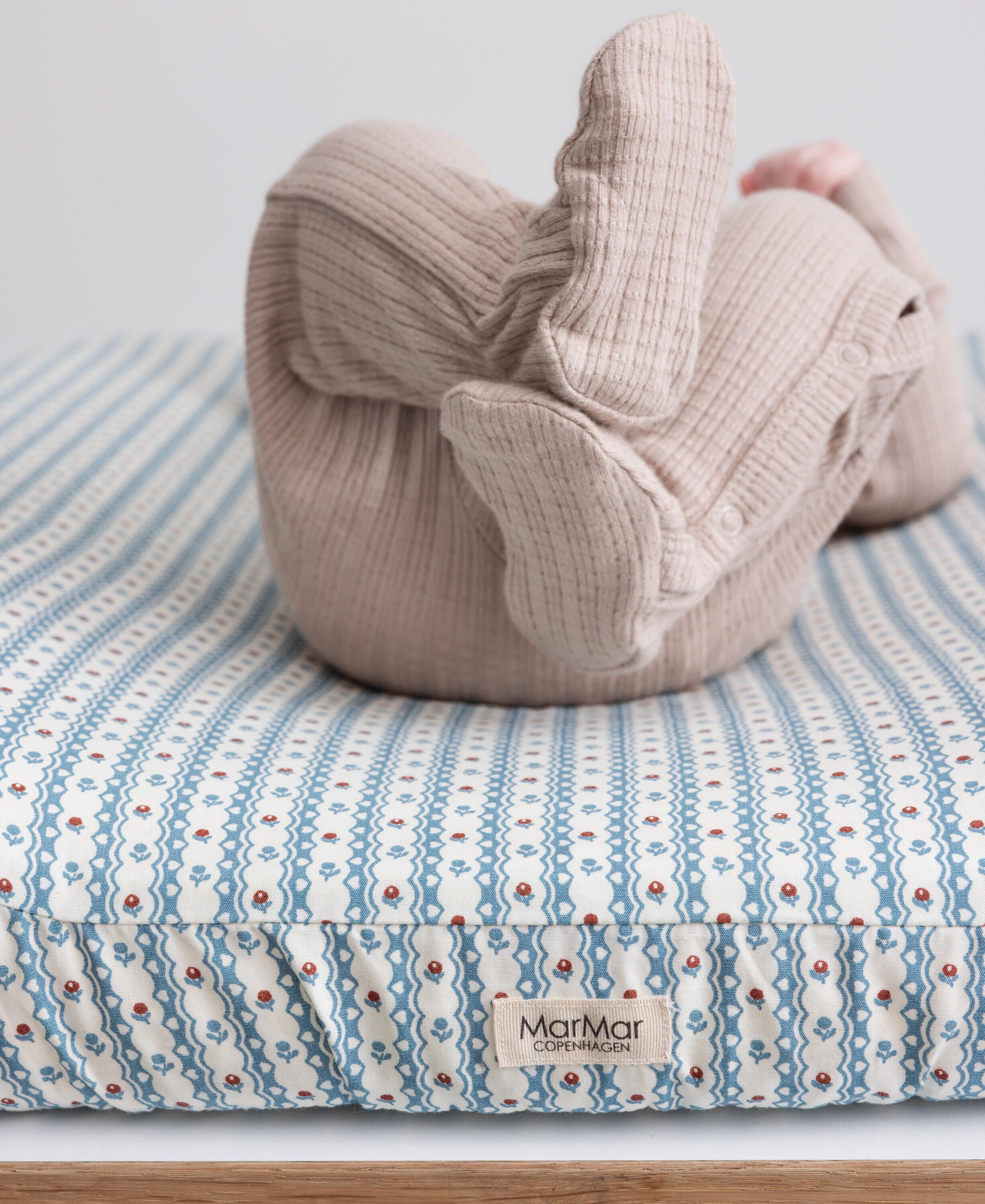 Changing Cushion Cover