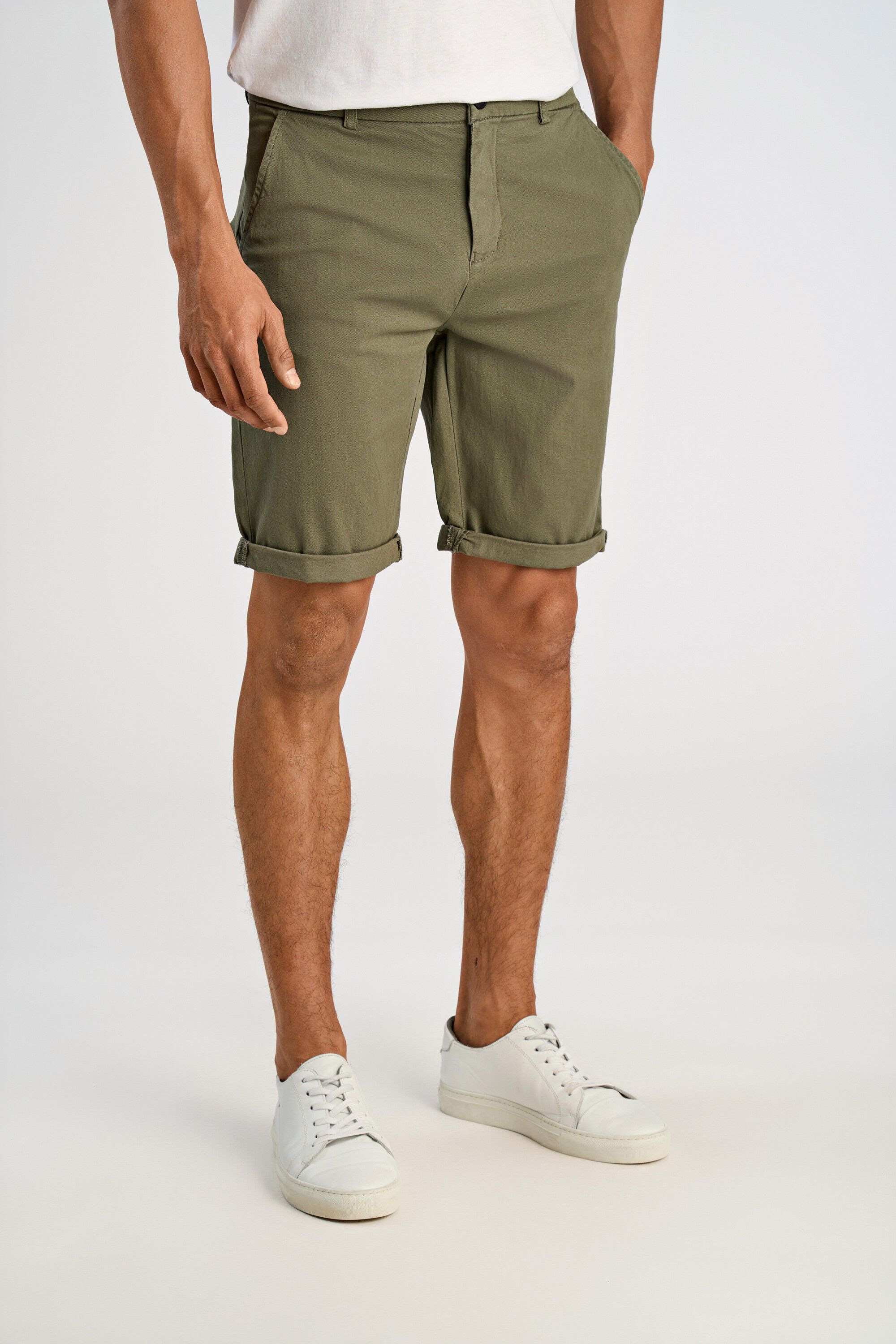 Superflex chino shorts