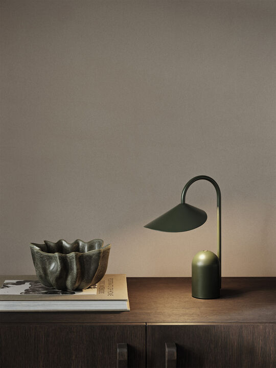 Arum Portable Lamp - Grass Green