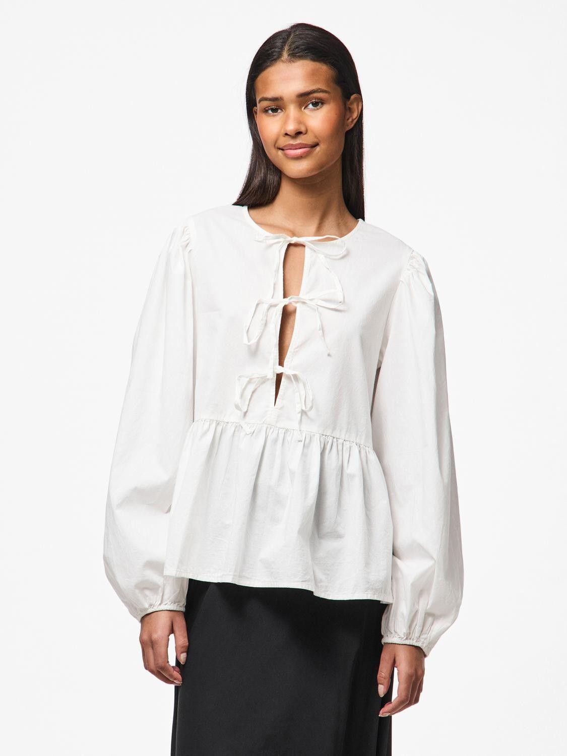 PCJOLLY LS O-NECK TIE TOP WVN NOOS