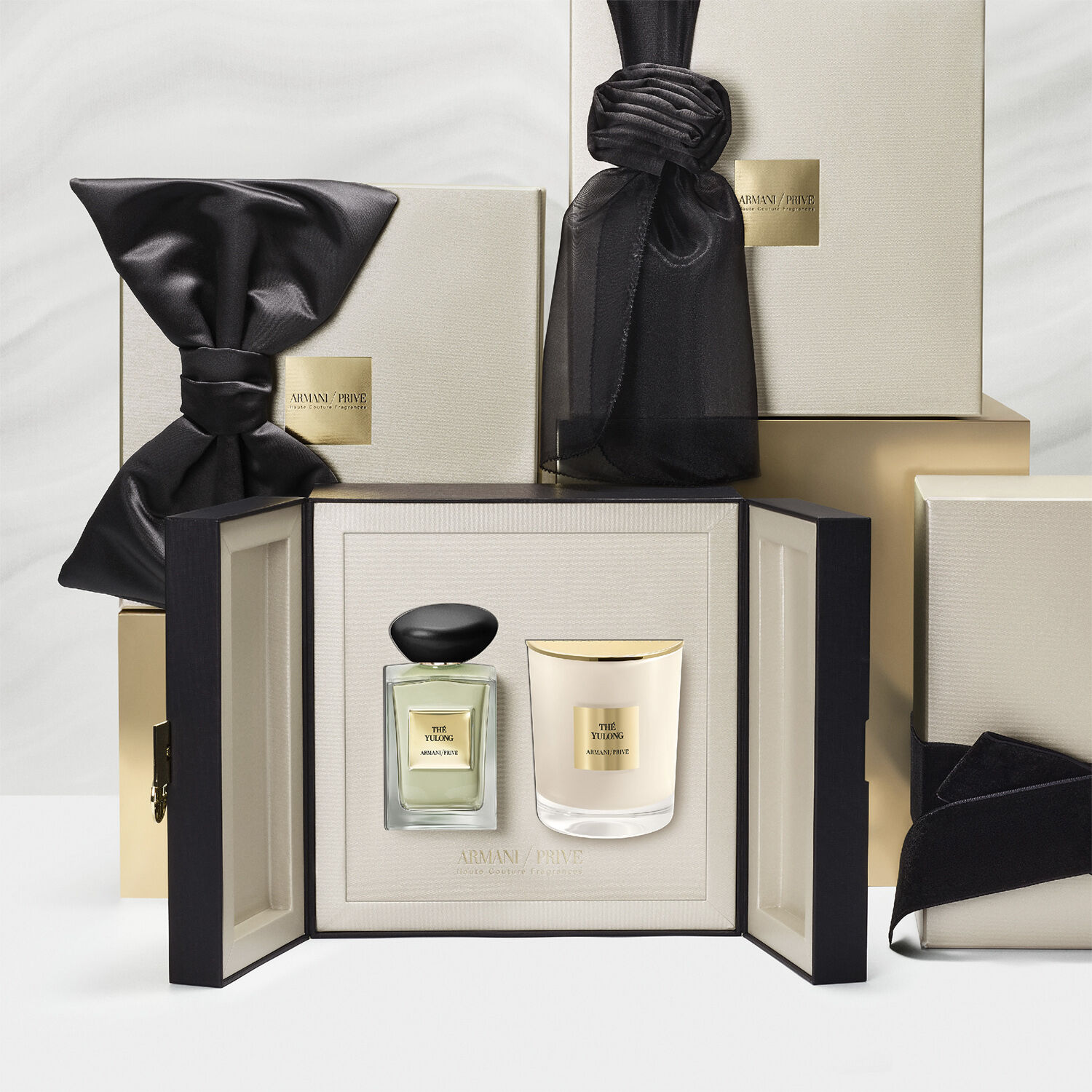 Armani Priv&eacute; Th&eacute; Yulong Scented Candle