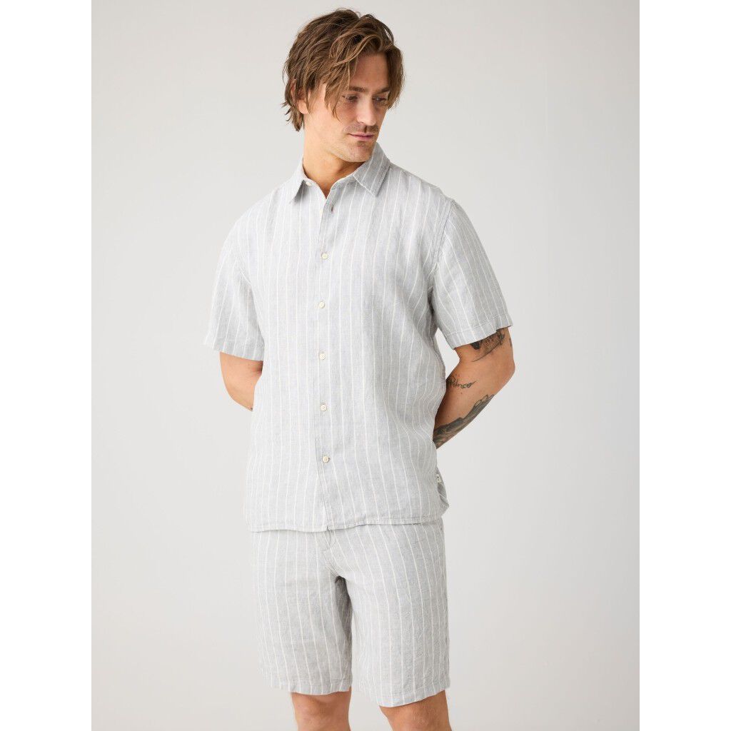 Relaxed linen stripe short sleeve shirt
