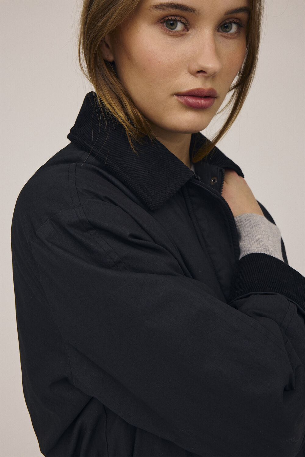 Emmy 2 coated jakke med fl&oslash;jlskanter - GRS