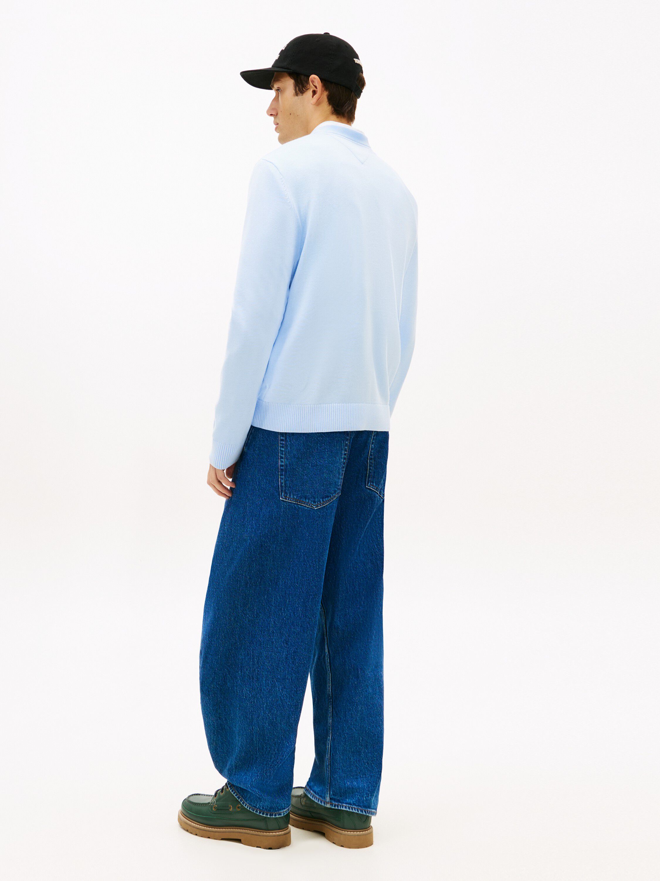 Tommy Flag Embroidery Lightweight Slim Jumper