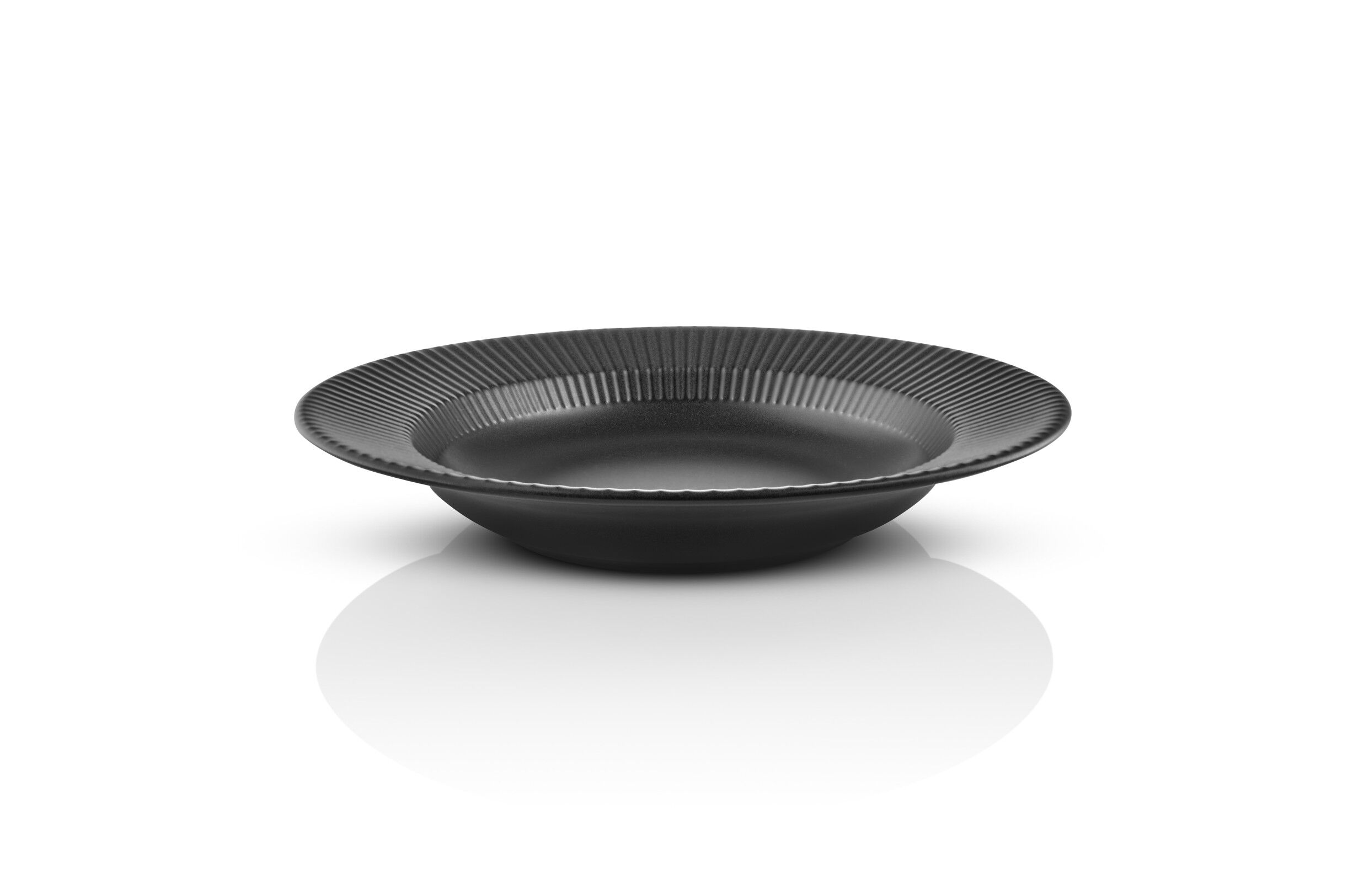 Legio Nova Dyb tallerken 25 cm Black