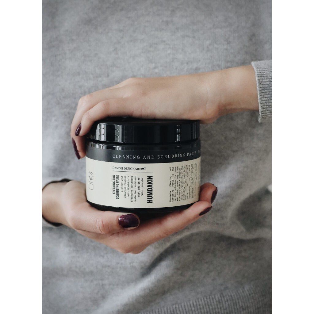 Cleaning and Scrubbing Paste