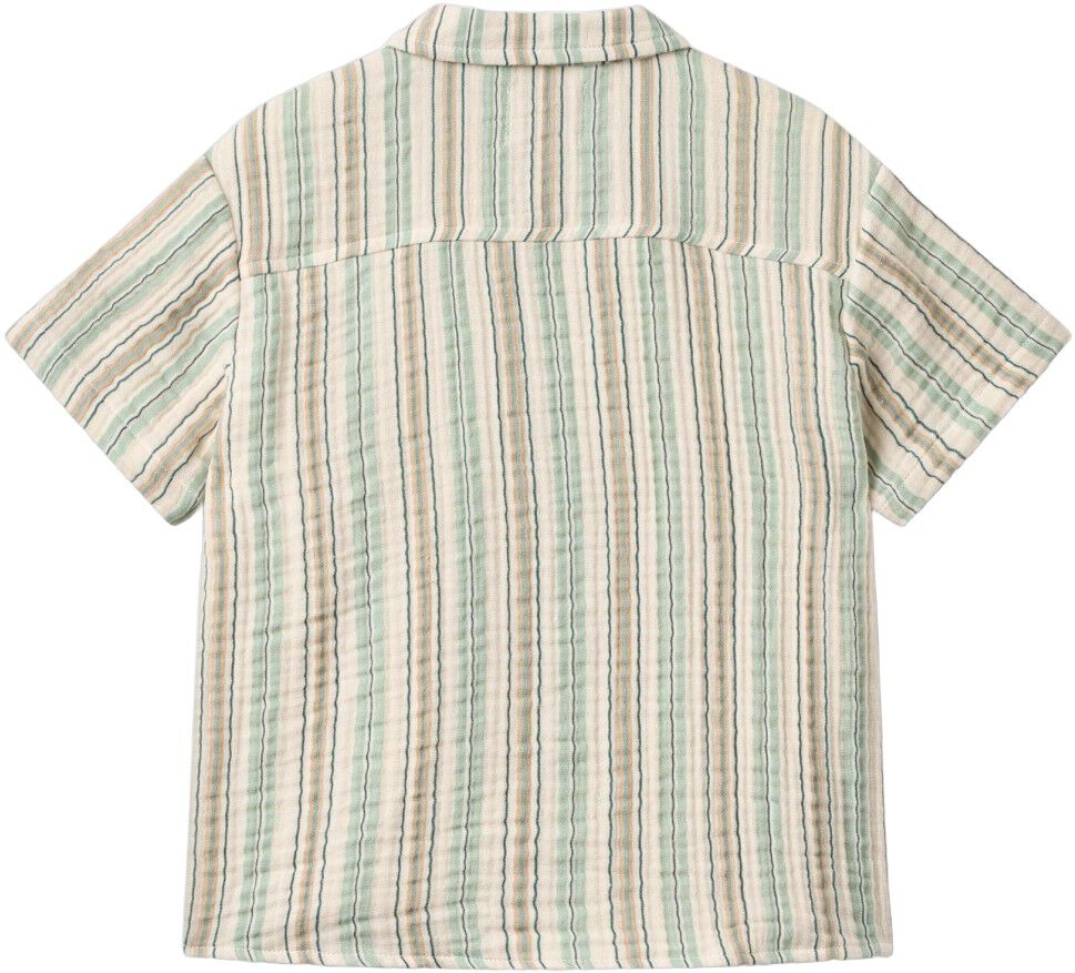 S&aelig;t med Skjorte og Shorts