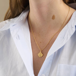 Biloba Necklace