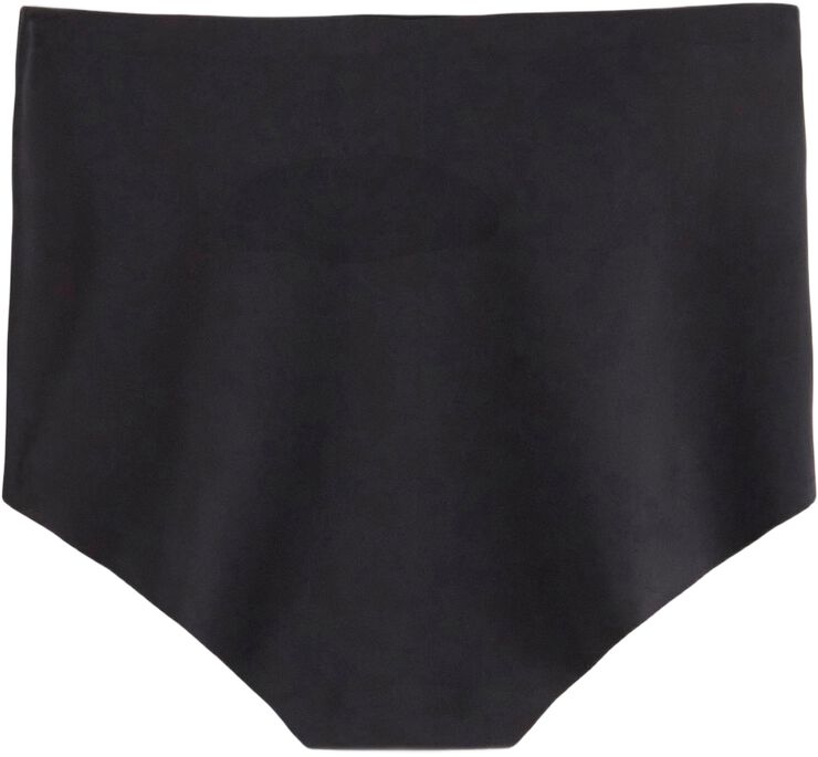 Usynlig truse med normal midje